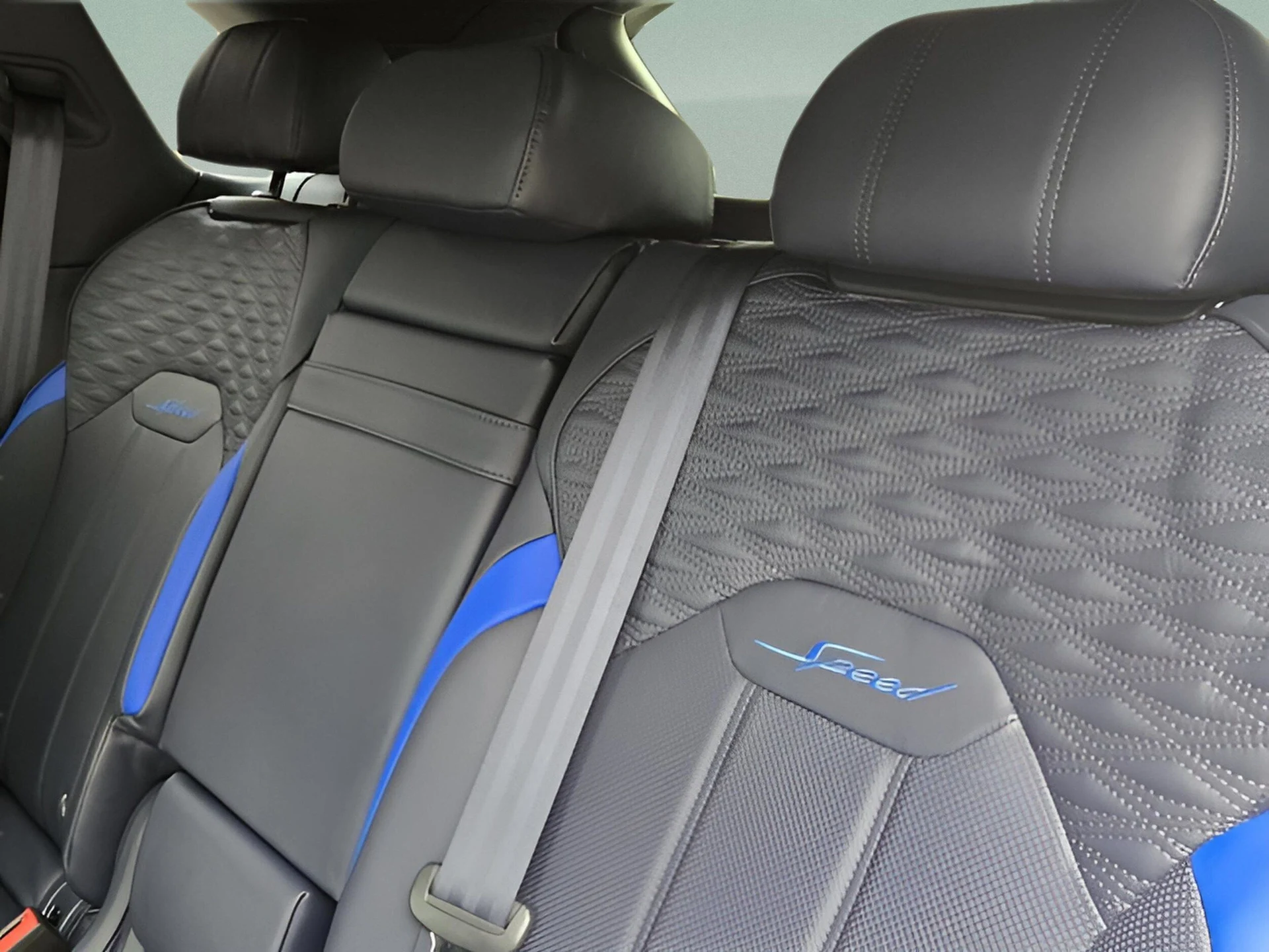 mph024_2709716888_4fd5cf81274fa5043cc1bfed77ffe5a8x_16fab29bf2