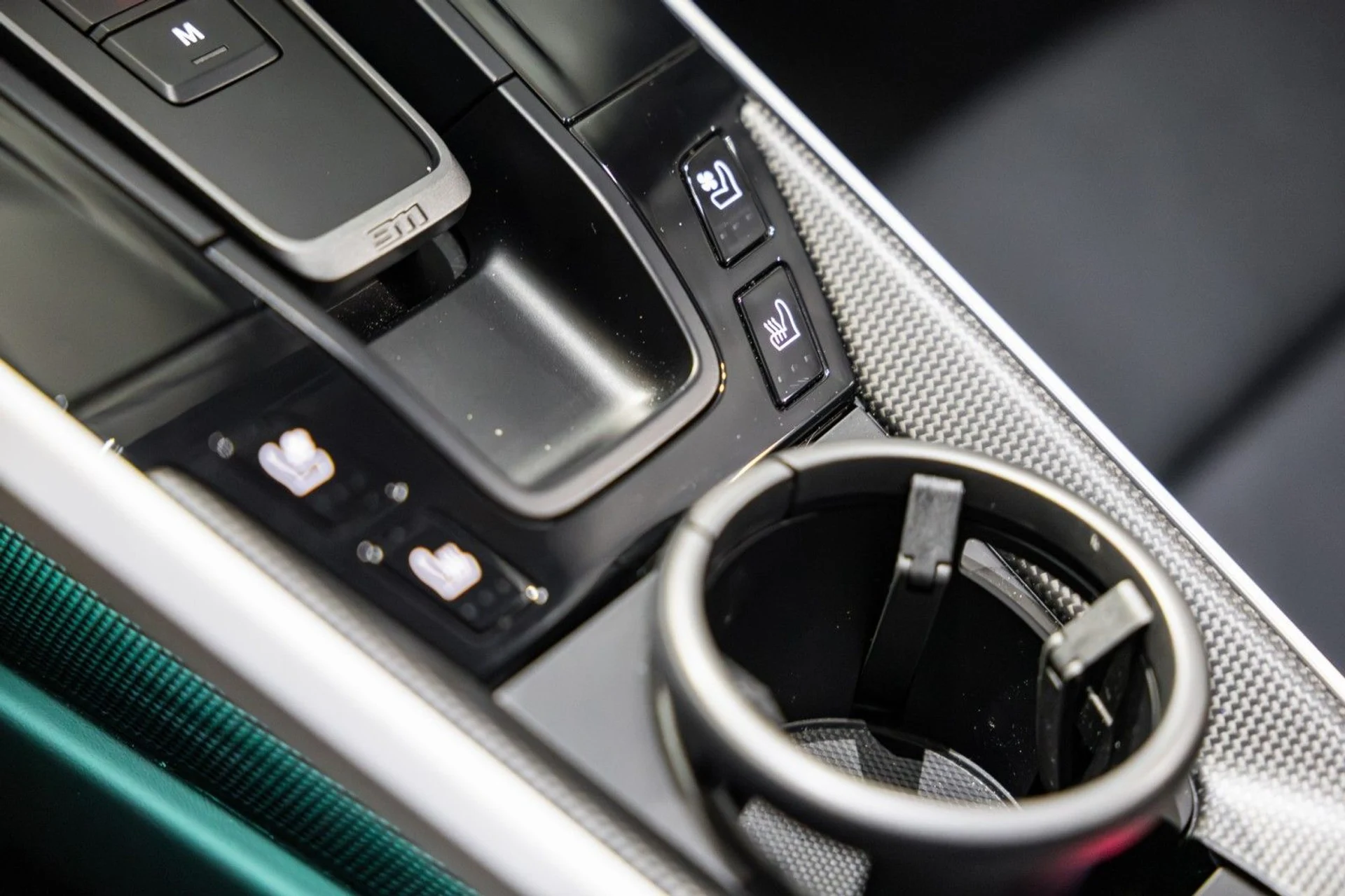 mph024_2712085795_0g_fb45c89bee