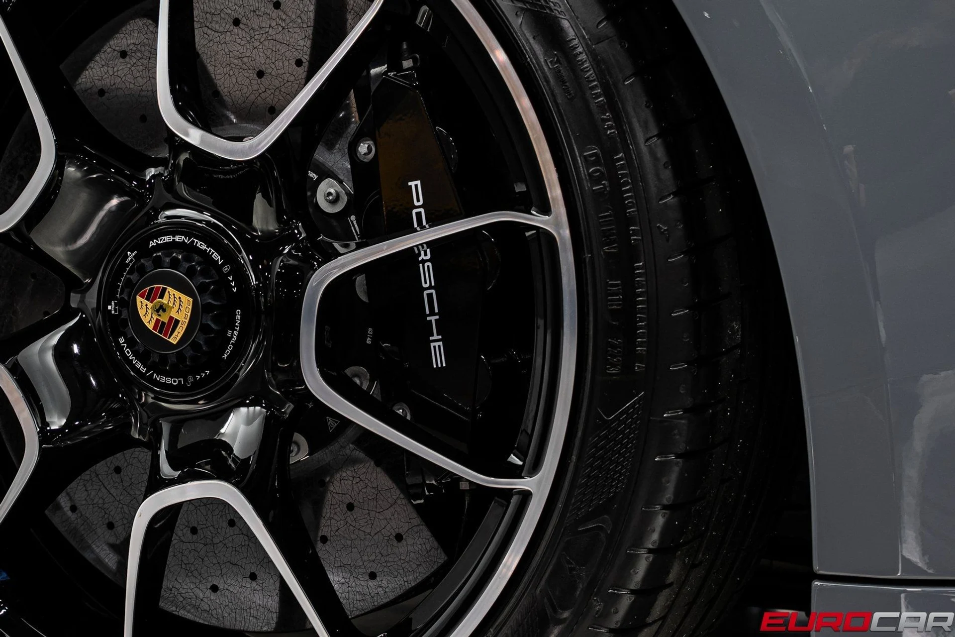 mph024_2712902743_image_25_eee7fa97a5