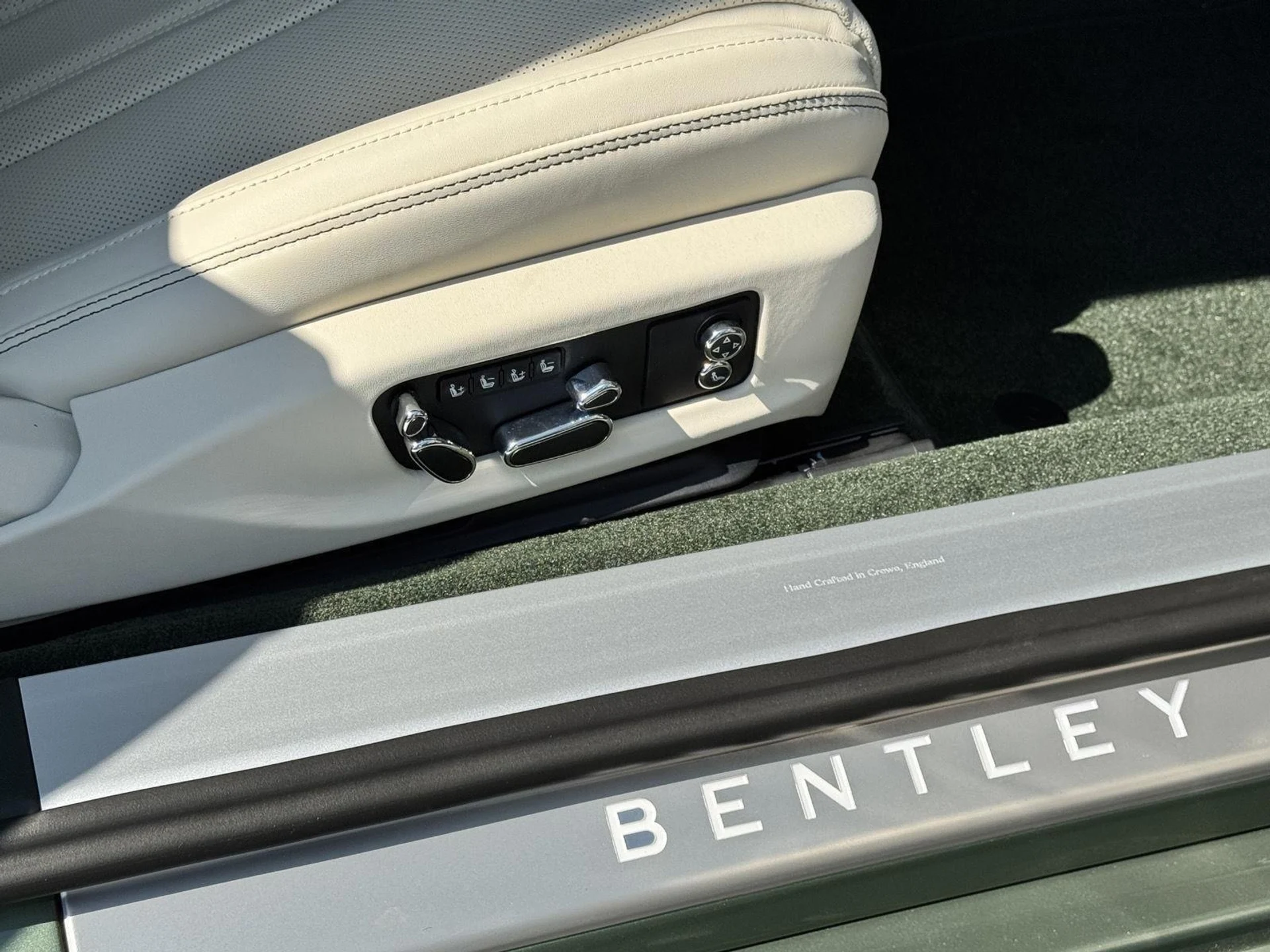 mph024_2713318771_b73aef48fbdd0ba12537ee00797756e0_e44d2d0483