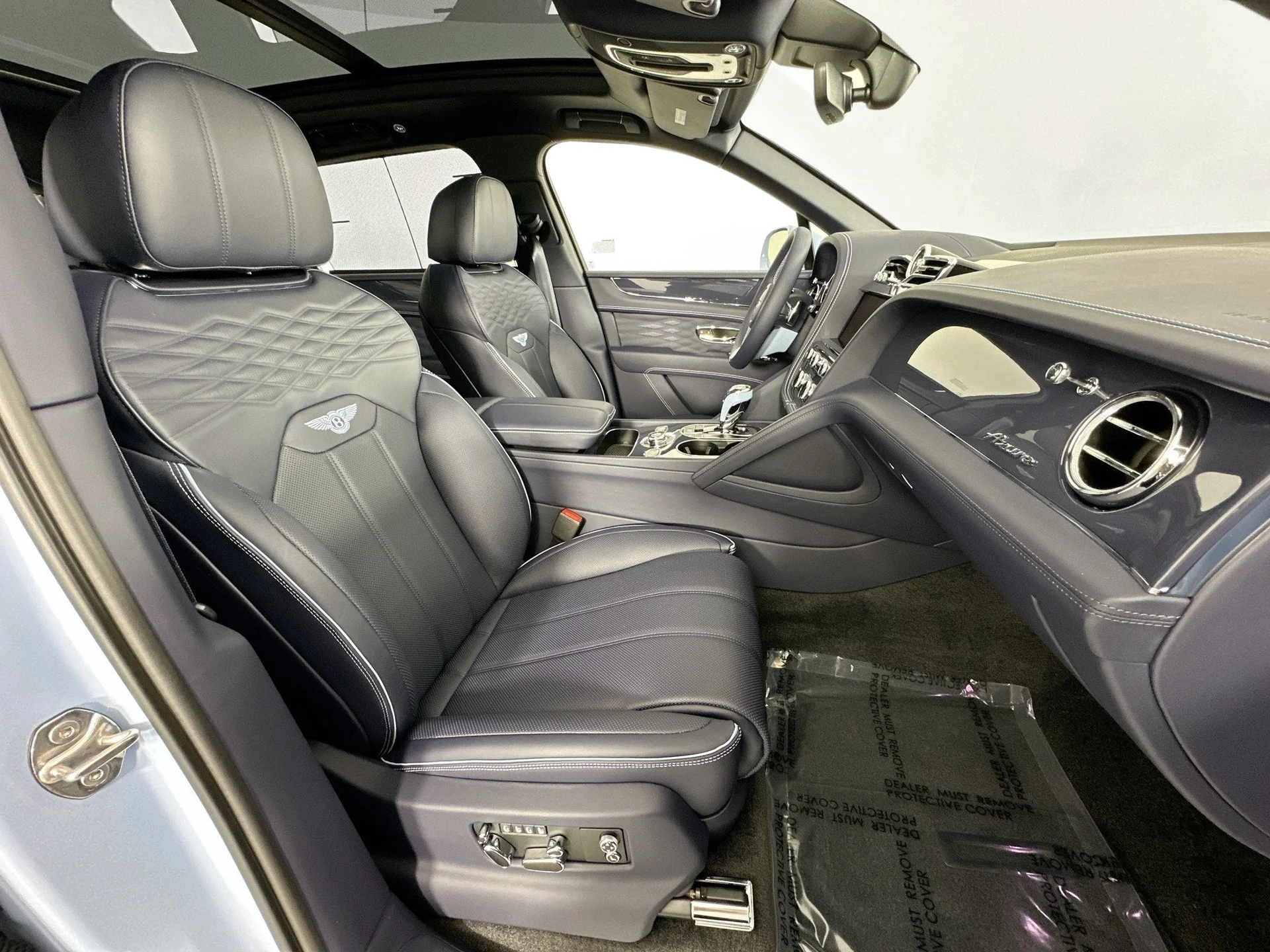 mph024_271702037_25_60eb40cb27