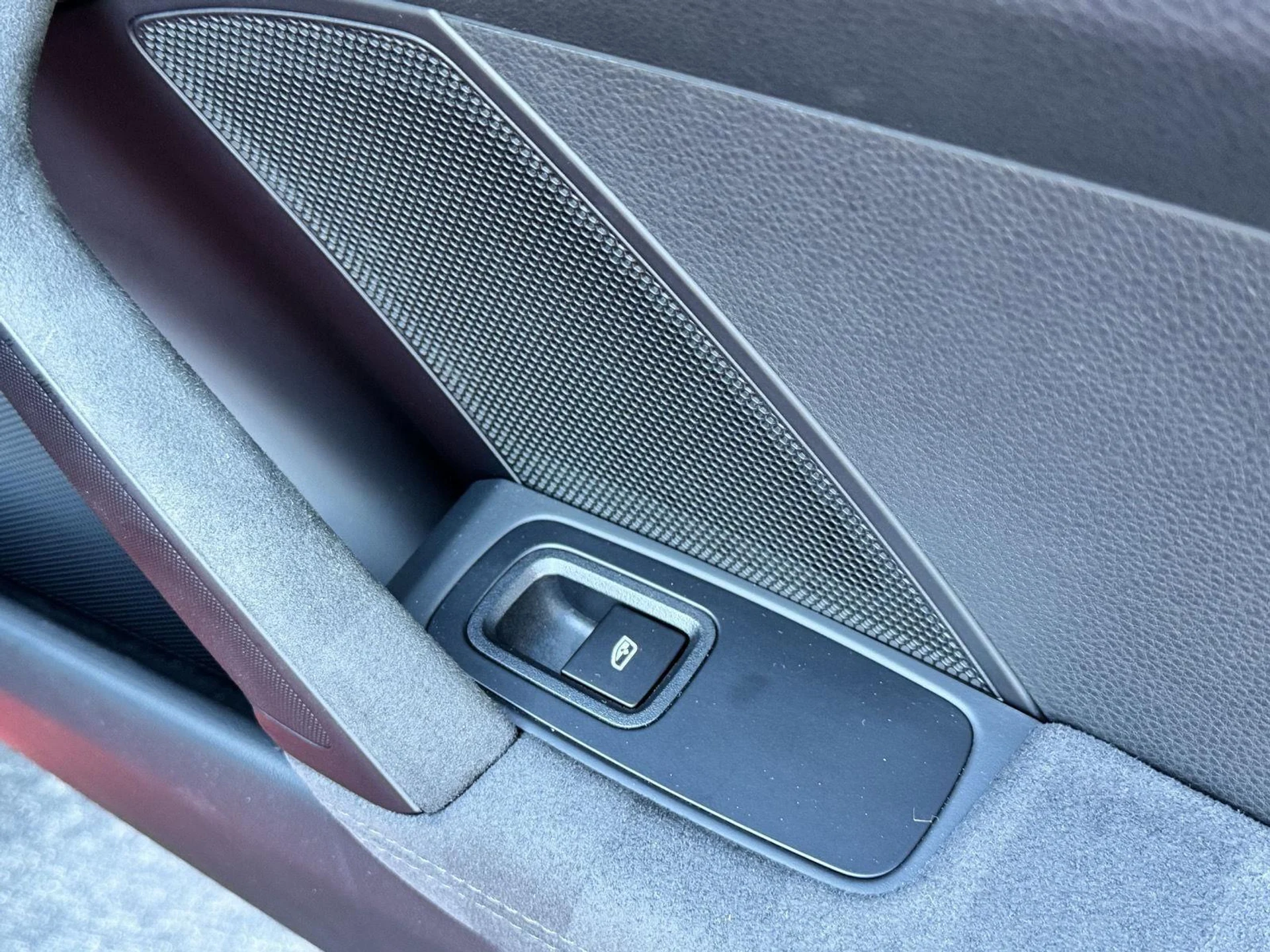 mph024_2725476498_fdd998f49b5ff68a7d4ecfc0b93e1106_52bd633ad0