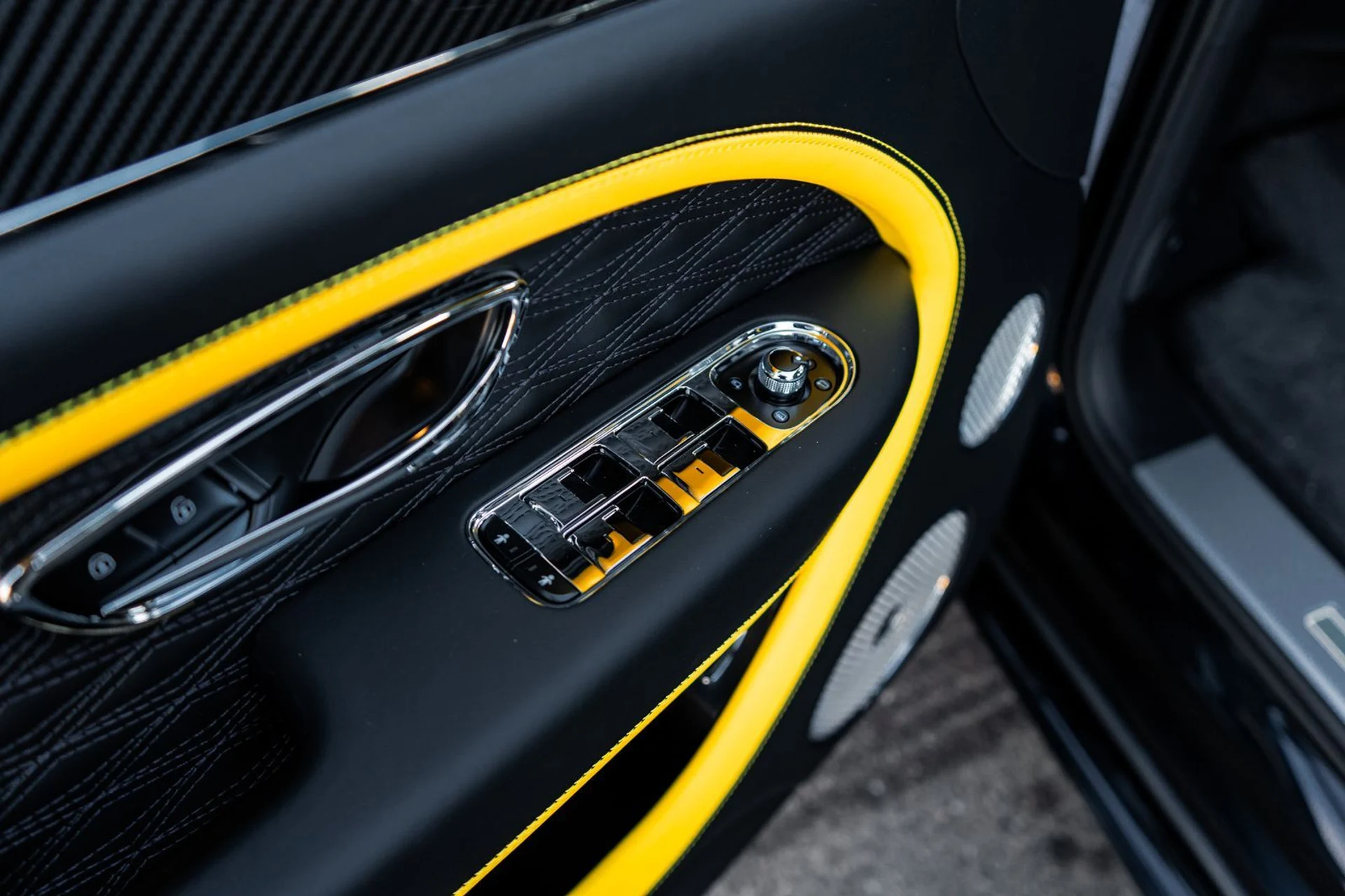 mph024_2734218164_18e68606_01d0_4970_bf9c_96720a7391ea_1575b053c6