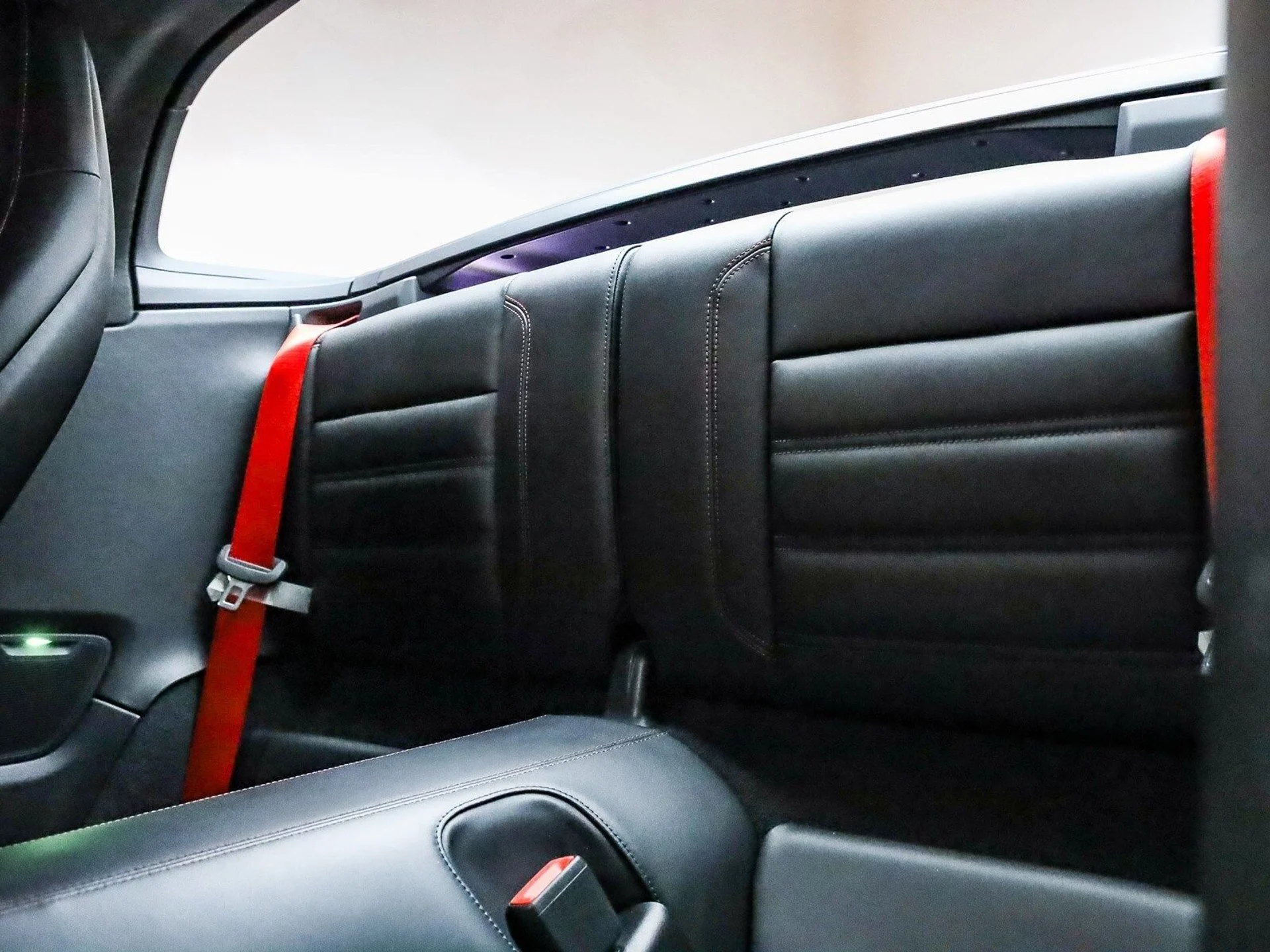 mph024_274041809_4b0e7fb290f05d7ef53c1c83da4a2d12x_5f3051387b