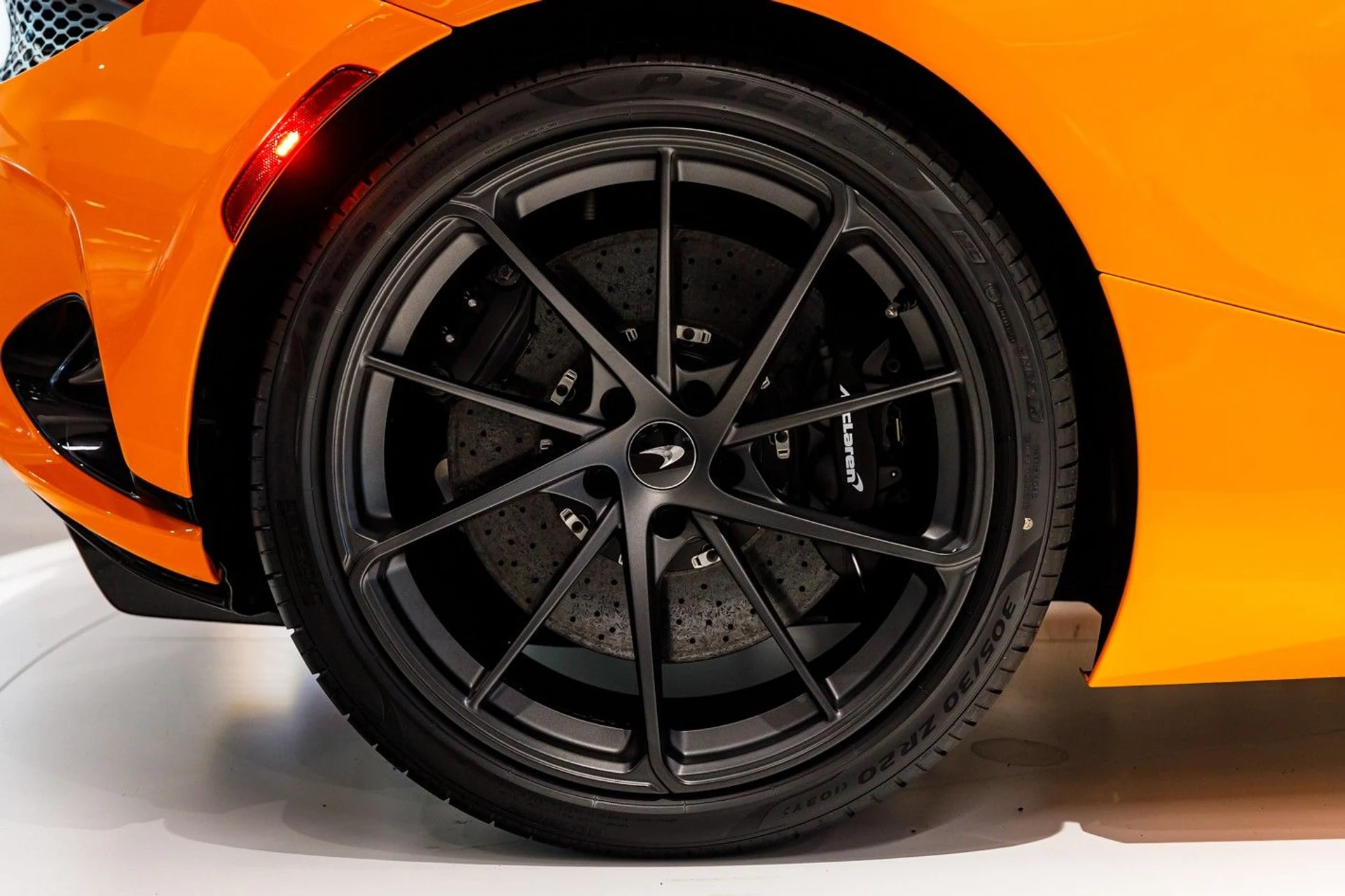 mph024_2745227639_651_p25_l_346cd57709