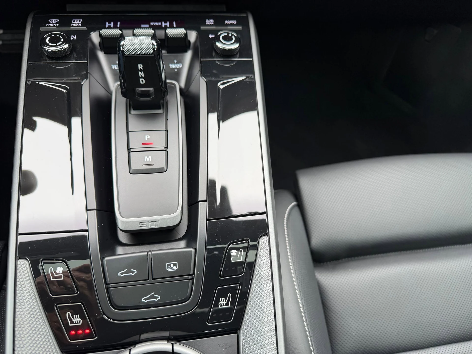 mph024_2747041013_8d194023ee50e32c1048e99e68f9191bx_d8e6c16b68