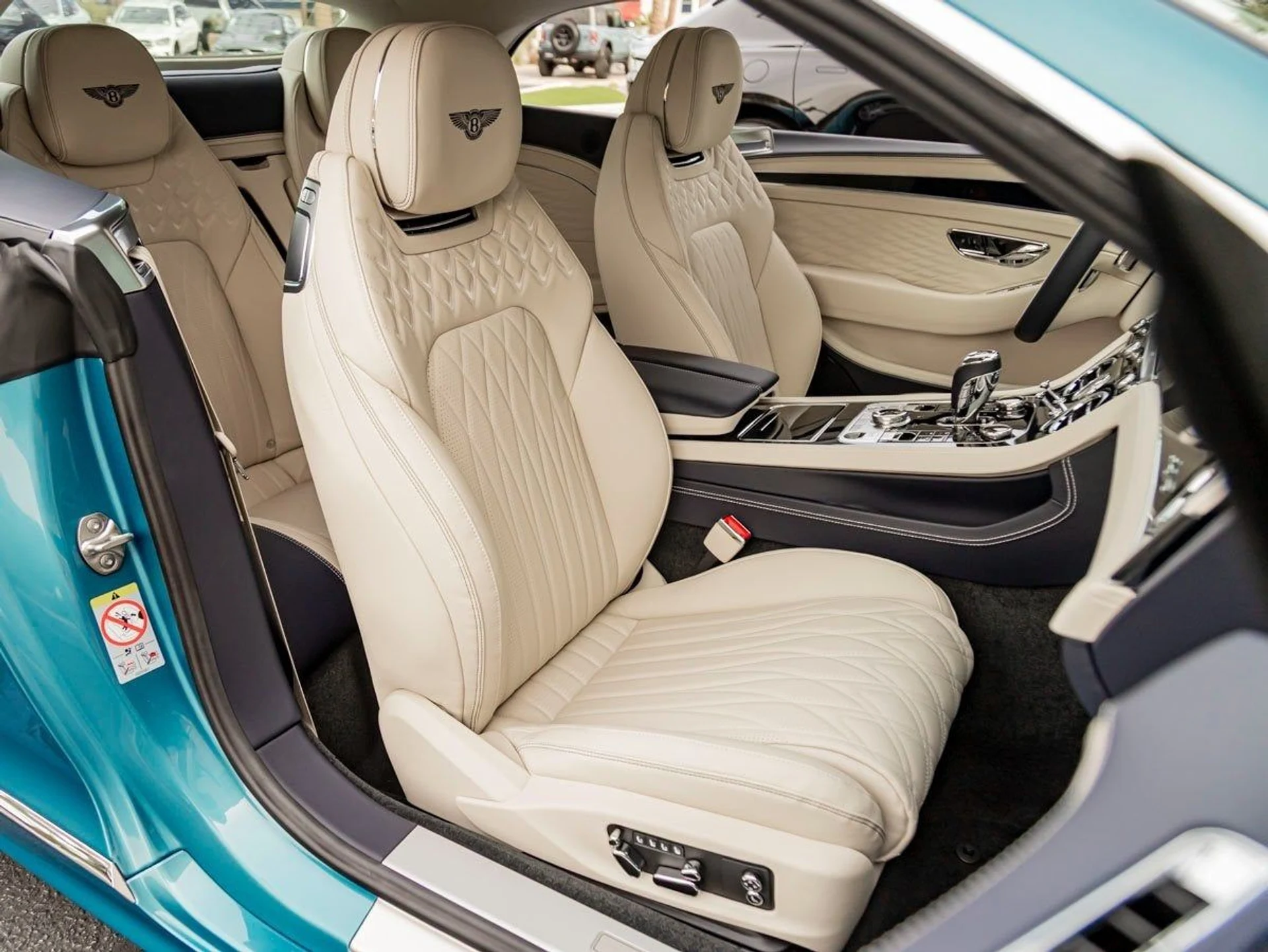 mph024_2747179420_25_ae041f4491