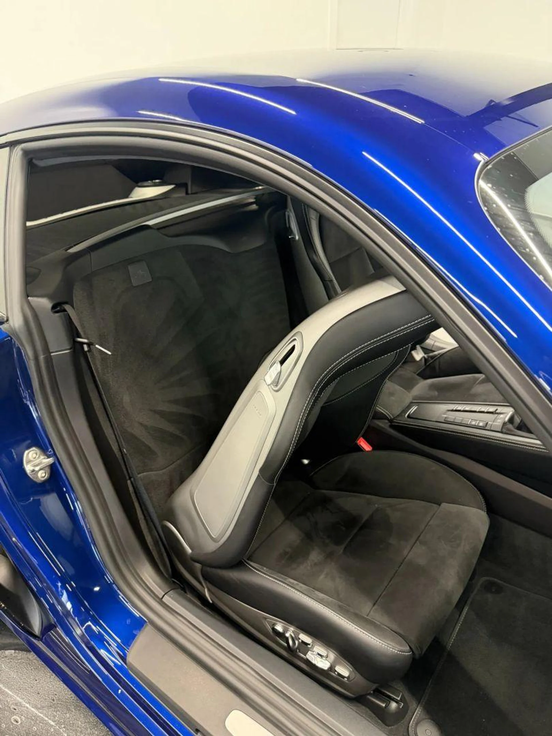 mph024_2750458004_Used_2020_Porsche_718_Cayman_GT_4_Coupe_2_D_1788539739_036d662685