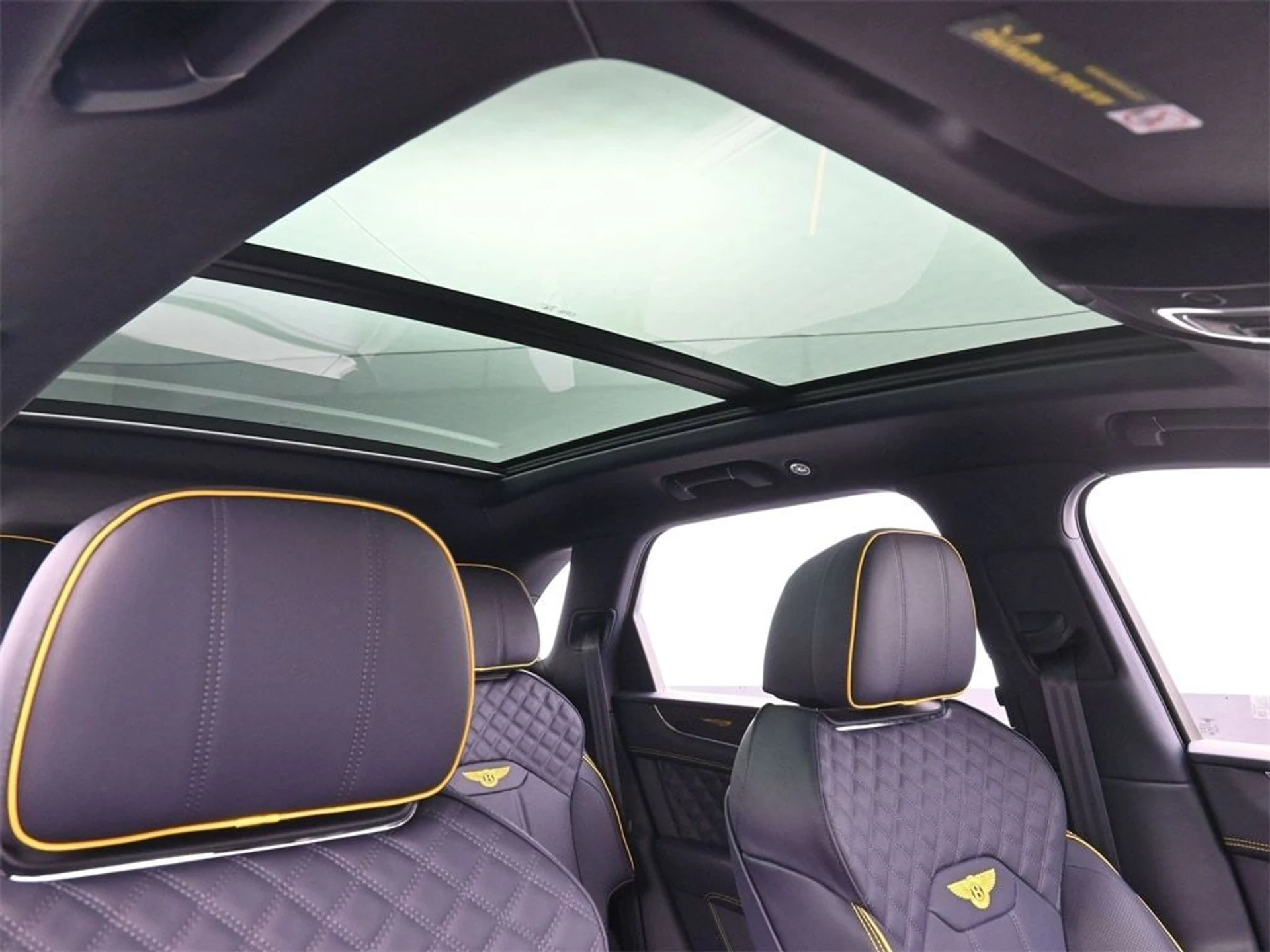 mph024_2751668756_2699e614a64fab9acb0df96d5086f194x_665824a591