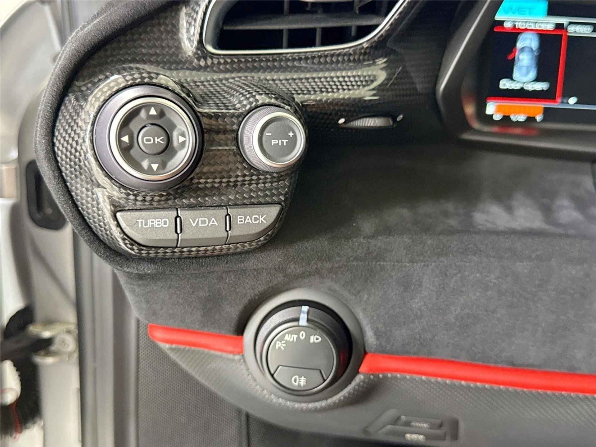 mph024_2754968848_ce52f08a3b854f910519f7880f712b8c_8e09595d15