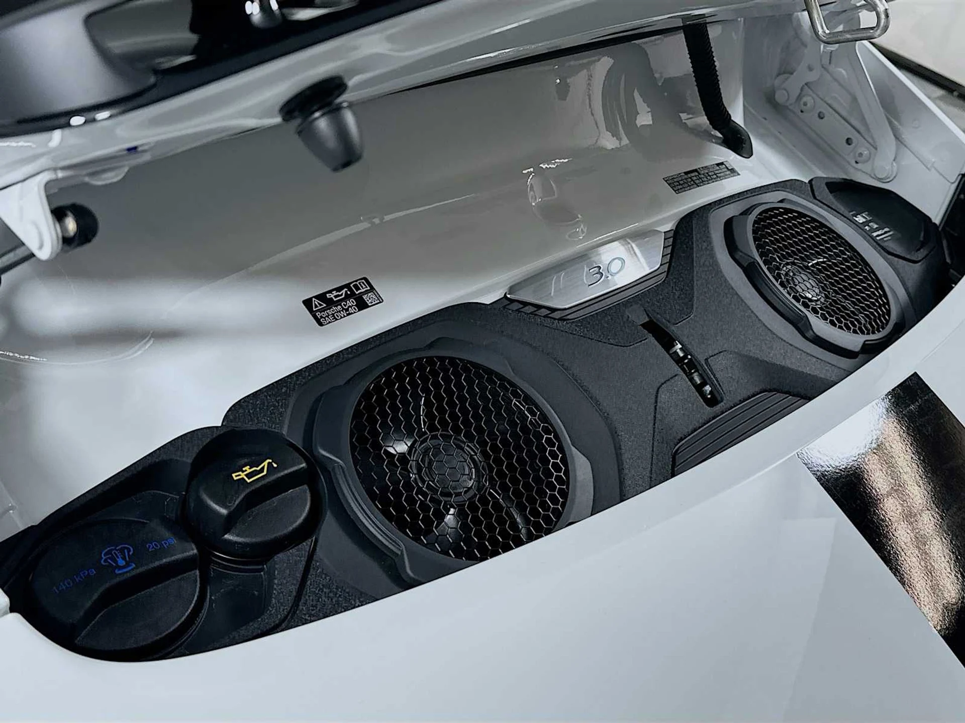 mph024_2760620349_577b73e7921d44cefa3c11823d25933f_040f4b8317