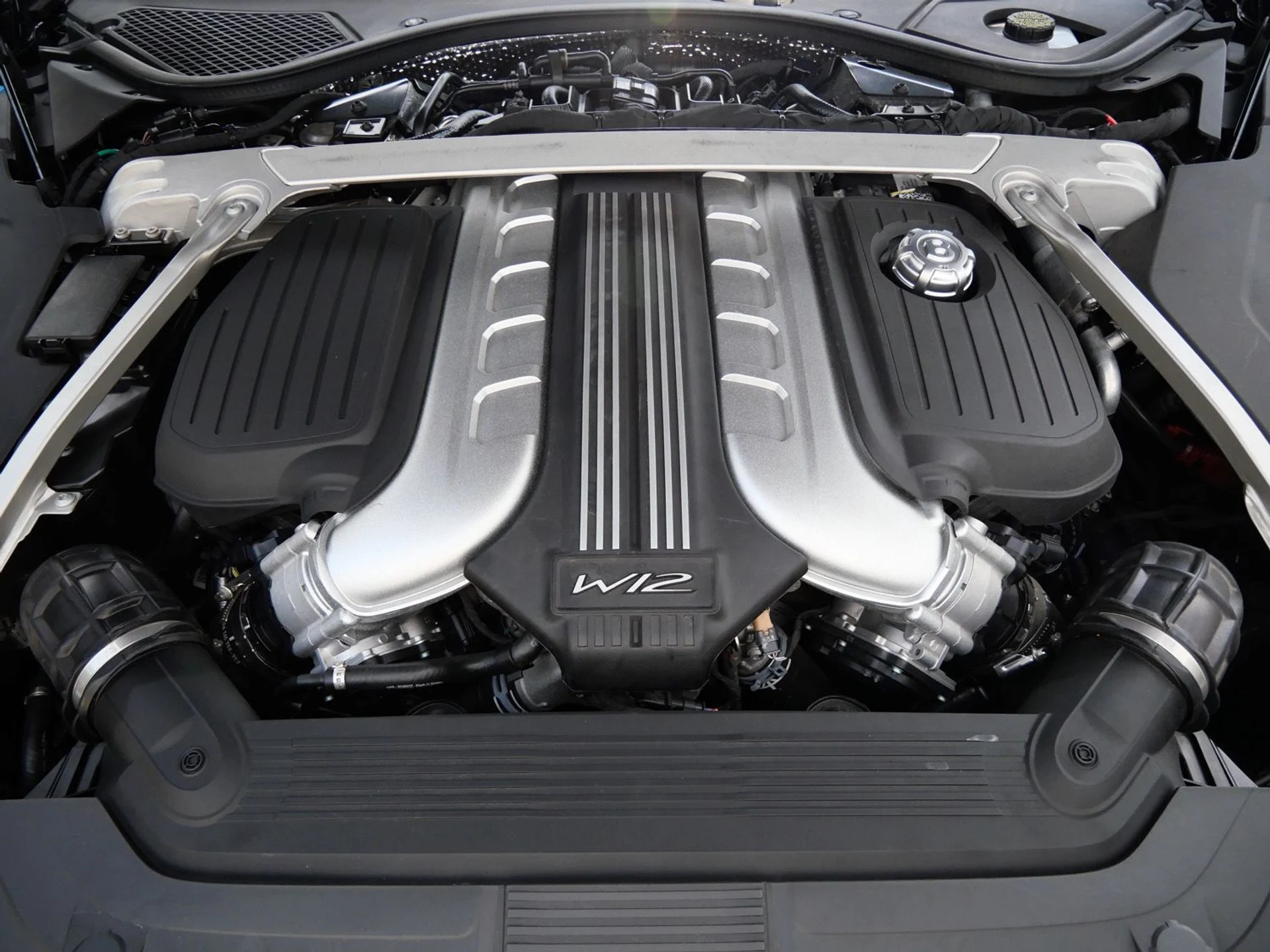 mph024_2760805568_ec5d3de2a06711170f13eac4e9e7cef1x_2c84480bd4