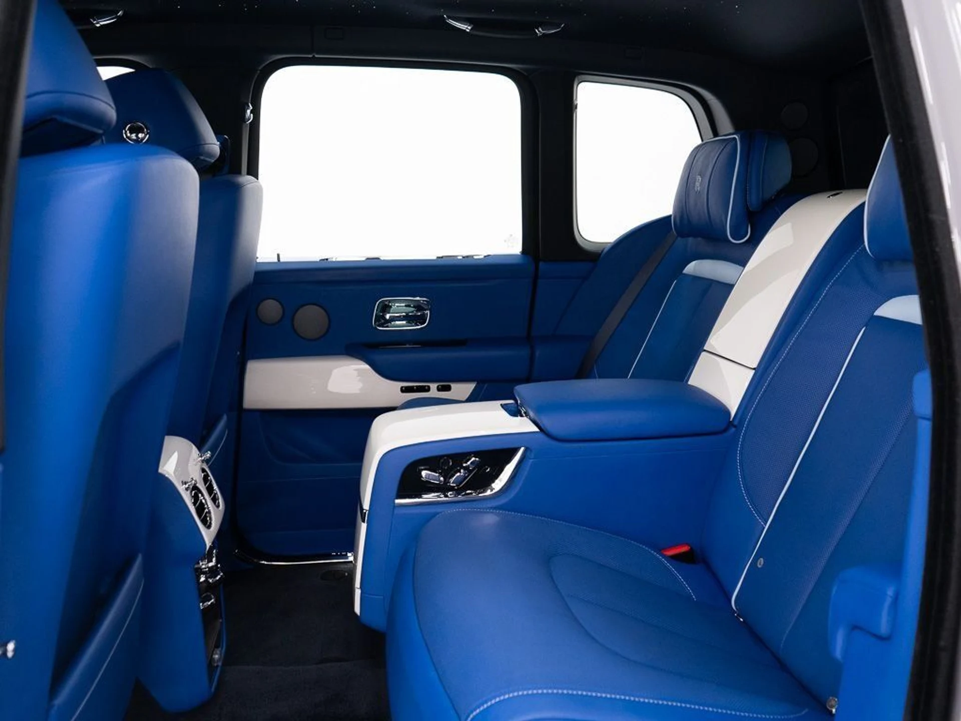 mph024_2770619049_f726b1b0a55307762e4af3de44801eb3_8b35ff26b2