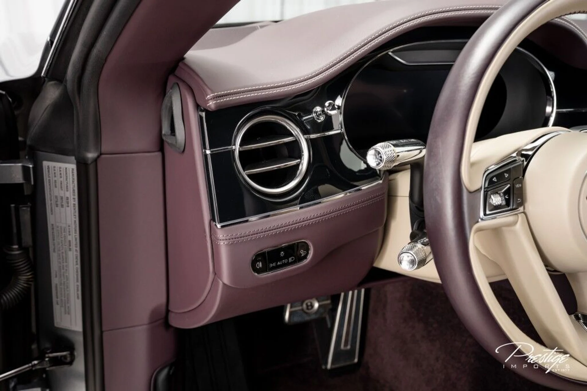 mph024_2772559261_e683dde59af7a648409ac13bc307c387_3ab4981b89