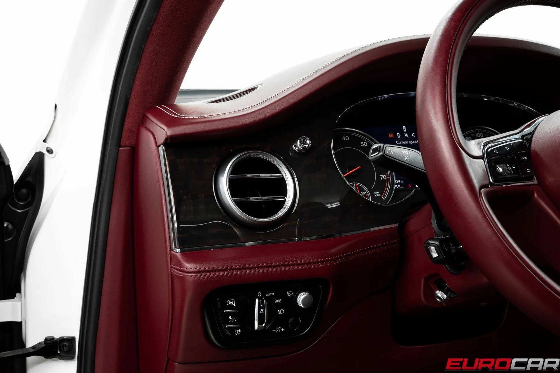 mph024_2775895259_image_25_f5d6b58cdd