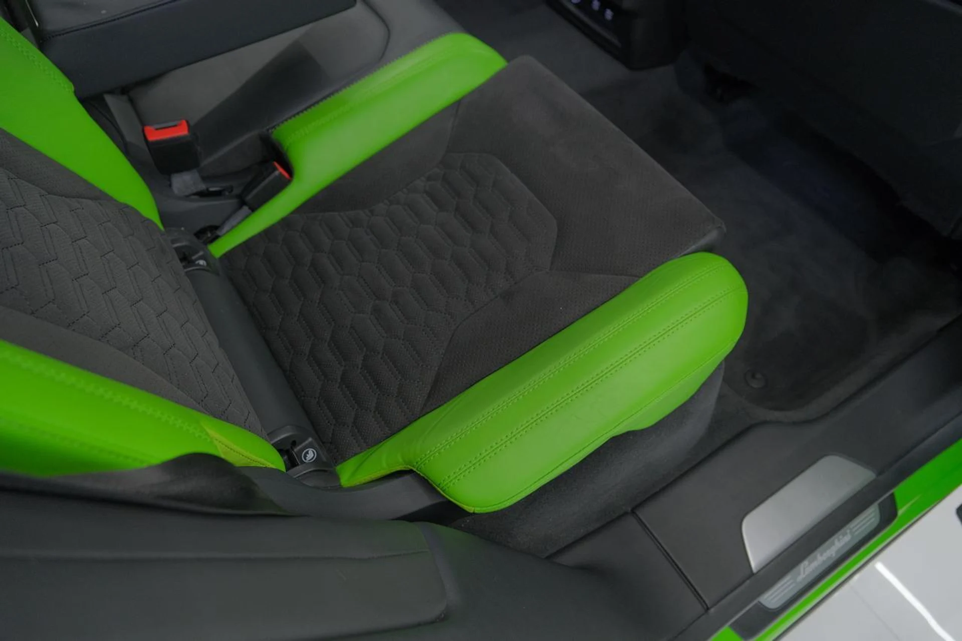 mph024_2780173836_f9dfc7ea23ec4555e2b58183eba297f7_0d93ff1b14