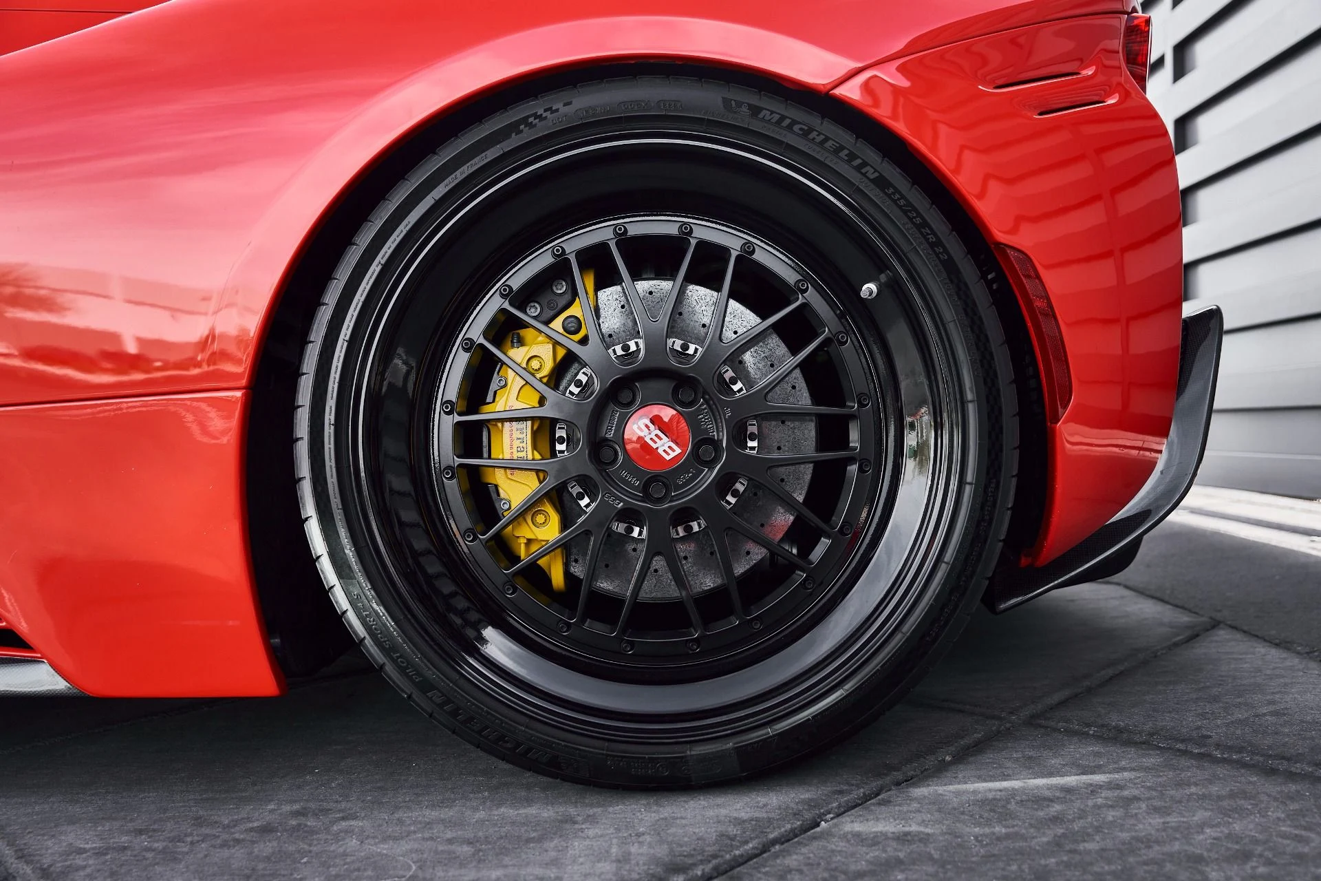mph024_2781106527_Used_2022_Ferrari_SF_90_Spider_Base_1770767914_e802aff2ed