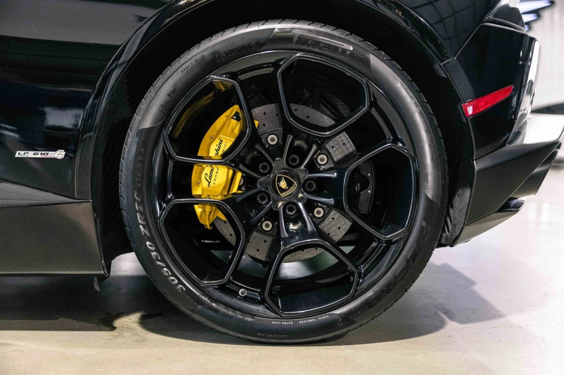 mph024_278433371_0g_b9ca2da57a