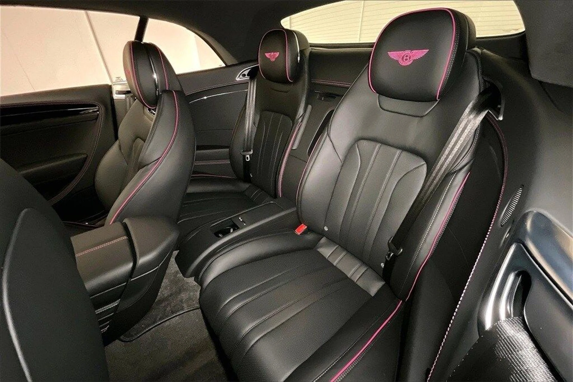 mph024_2784681543_55c650c0e78d9f10b05093e19c0302b6x_eb8cf1f477