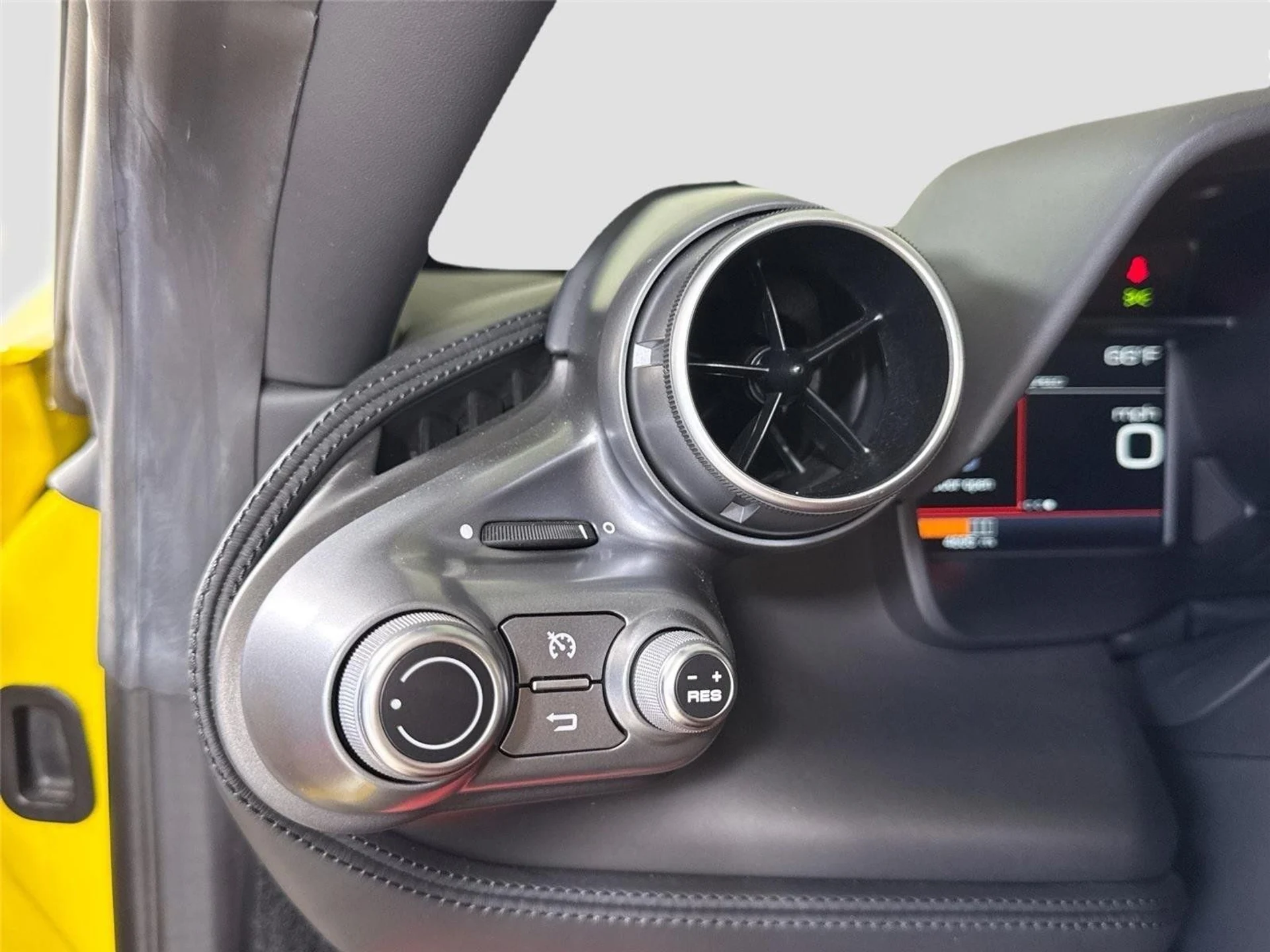 mph024_2789616996_ceabed238d29928b172e3415eae2b025_3ffb47785b