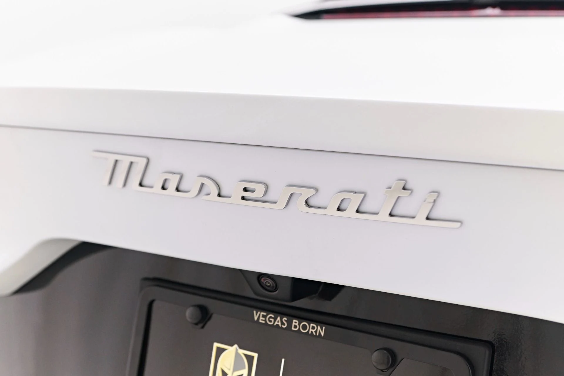 mph024_2793535207_Used_2023_Maserati_MC_20_Base_1721243405_c54237b8d5