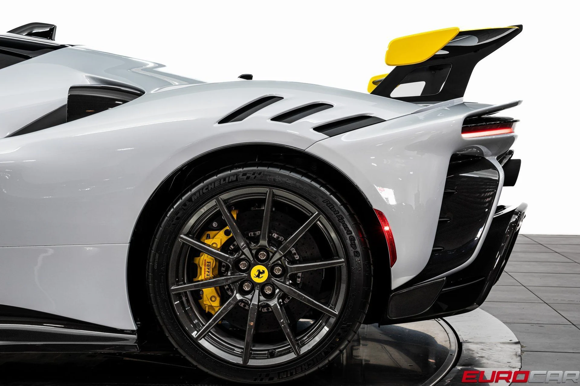 mph024_2796003856_25e6a268_a8f5_4539_ab98_d4c339d48eda_35d30409e9