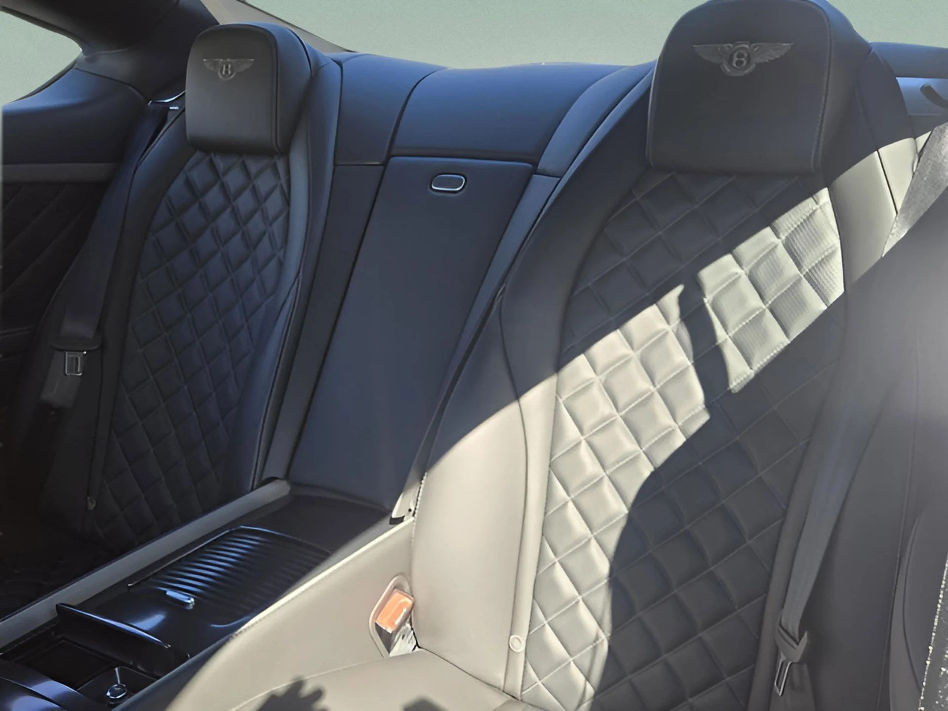 mph024_2796392986_8b1e18b6b68750e881b0f18b29bb5cc2x_c83f677be9