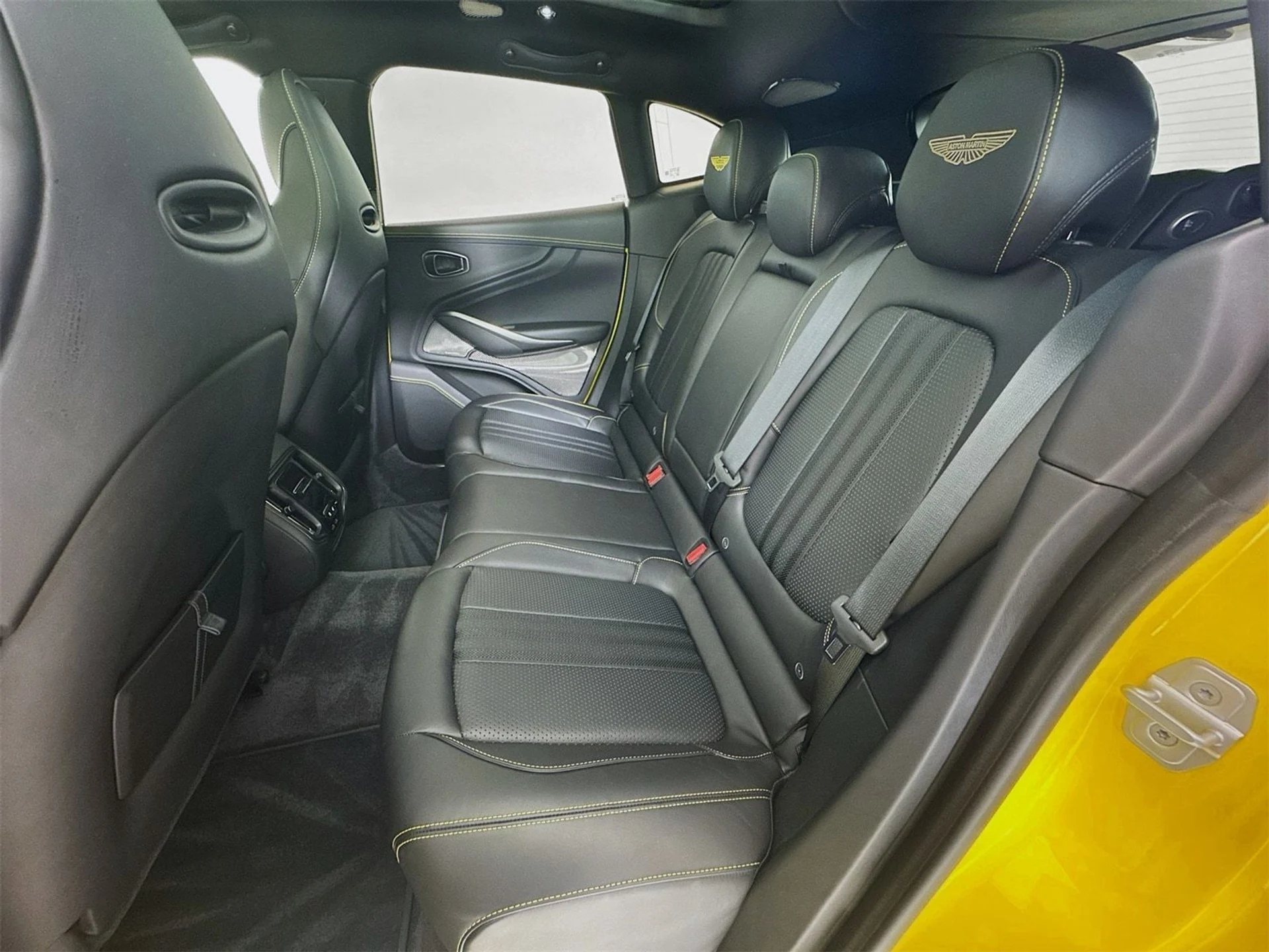 mph024_2798610330_8e1ba6eddd15d886da7e8e0c27c9b48bx_d65e01a412