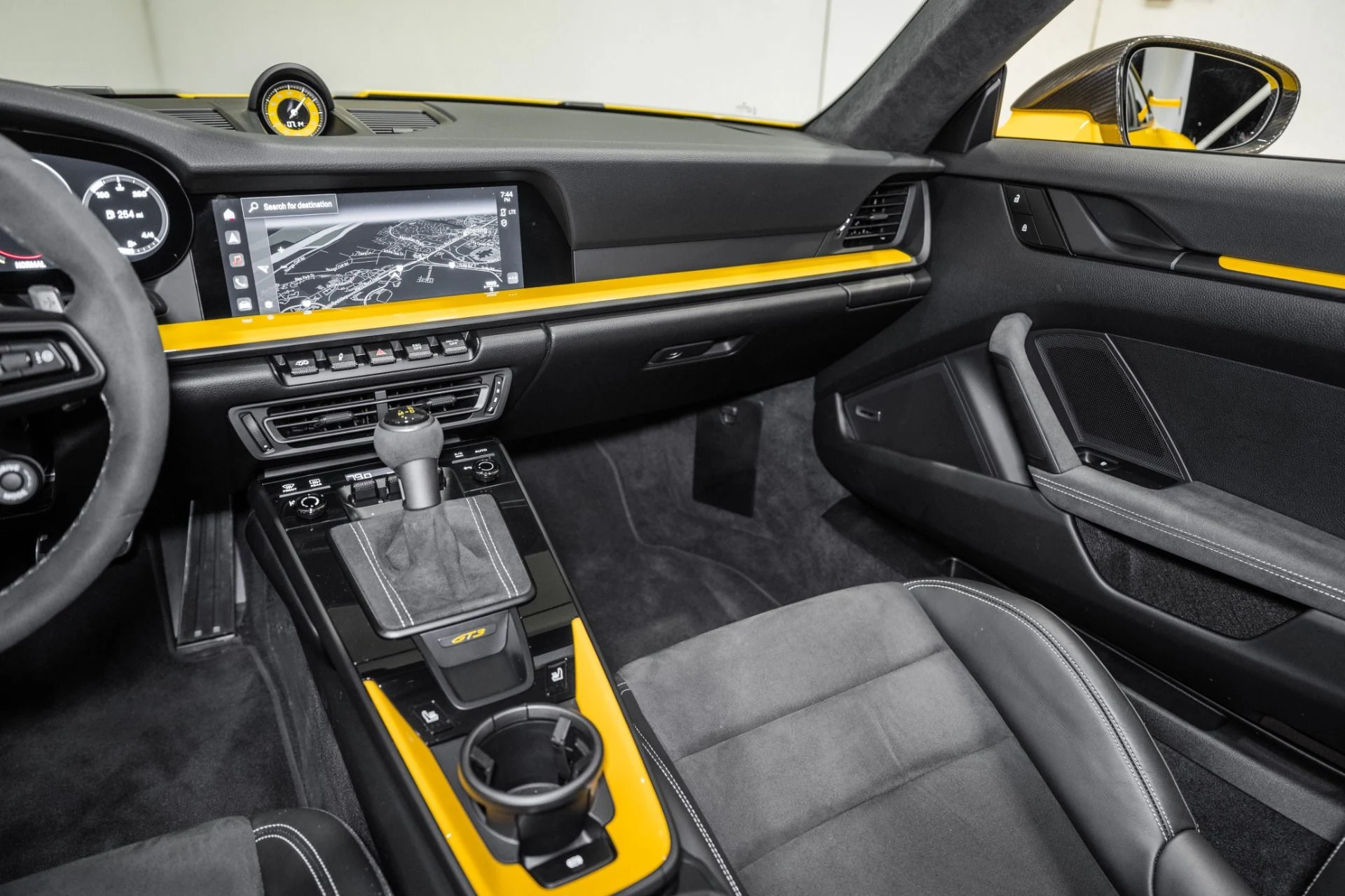 mph024_2807107349_Used_2022_Porsche_911_GT_3_1764089810_0cc8411b41