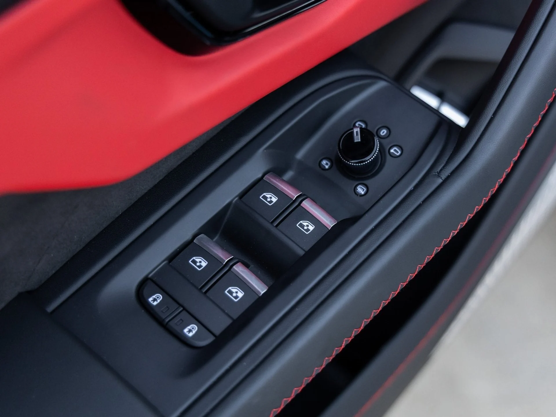 mph024_280897380_25_aa9b5a930a