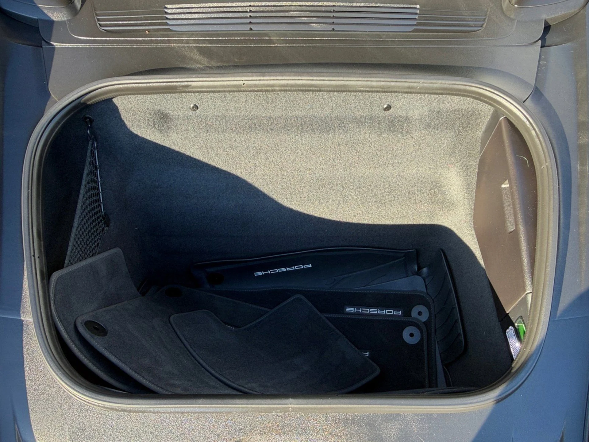 mph024_2817064862_7274c875d5c5c623f243f7a213722527x_d8b9404edf