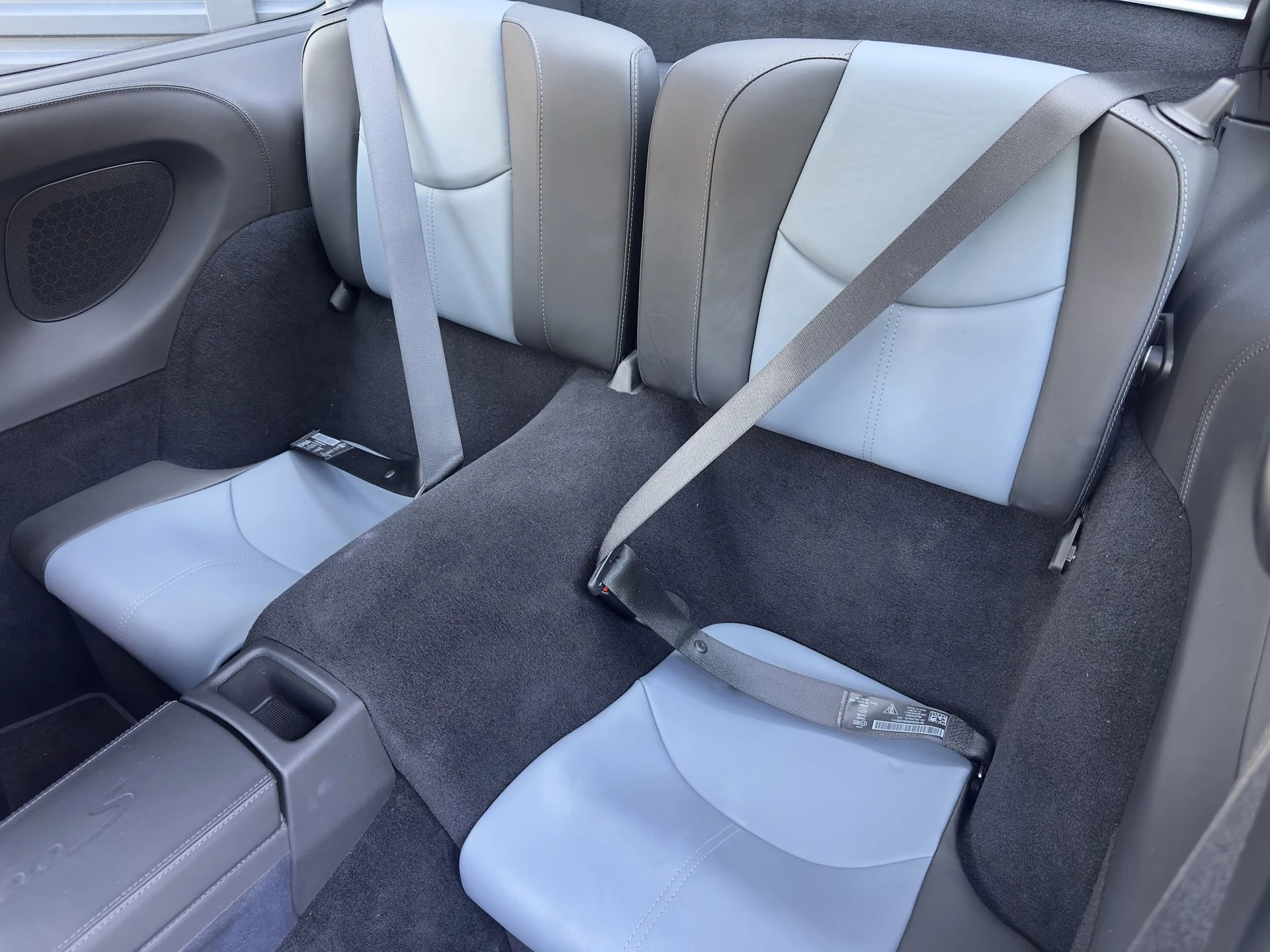 mph024_2833058353_277a56929477c4c4909da8991403bcaex_276a12ba94