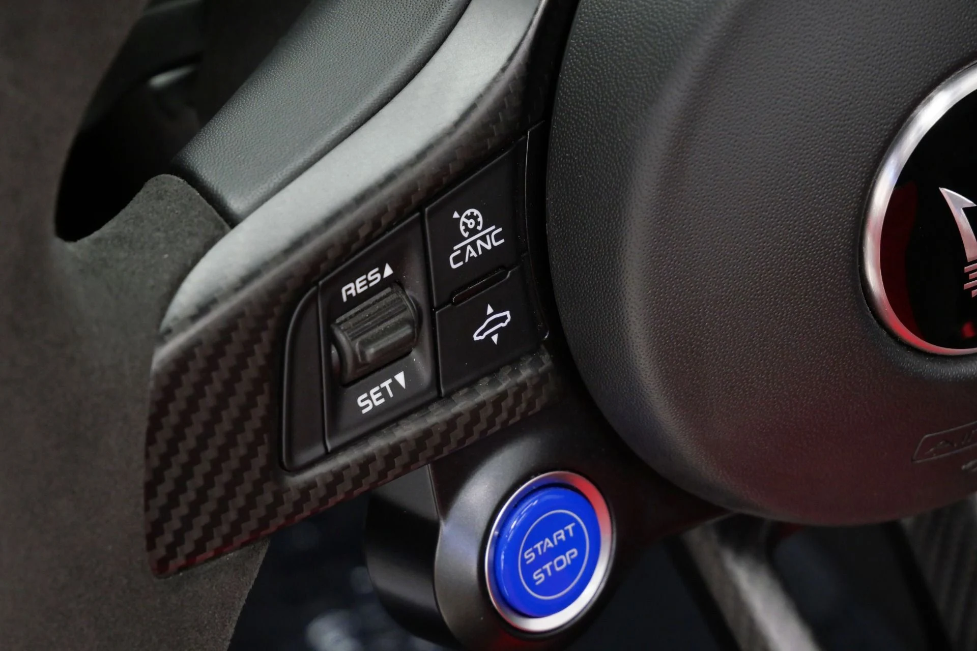 mph024_2838630040_Used_2023_Maserati_MC_20_Cielo_1598_Miles_Carbon_Ceramic_Brakes_Interior_Exterior_Carbon_Packages_1776351589_87a3a6afa6