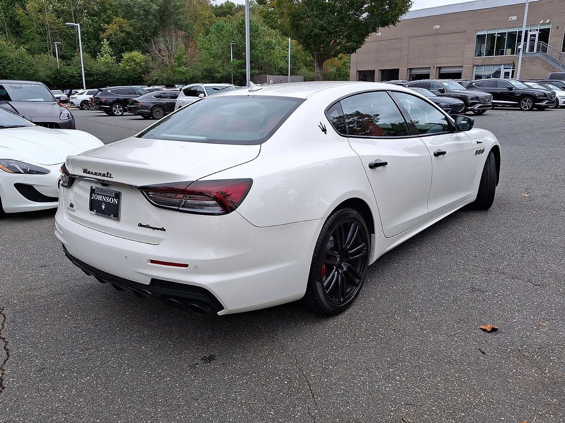 mph024_2840897164_80b3e385a12351fcdd8167320a634f8cx_d002c6d539