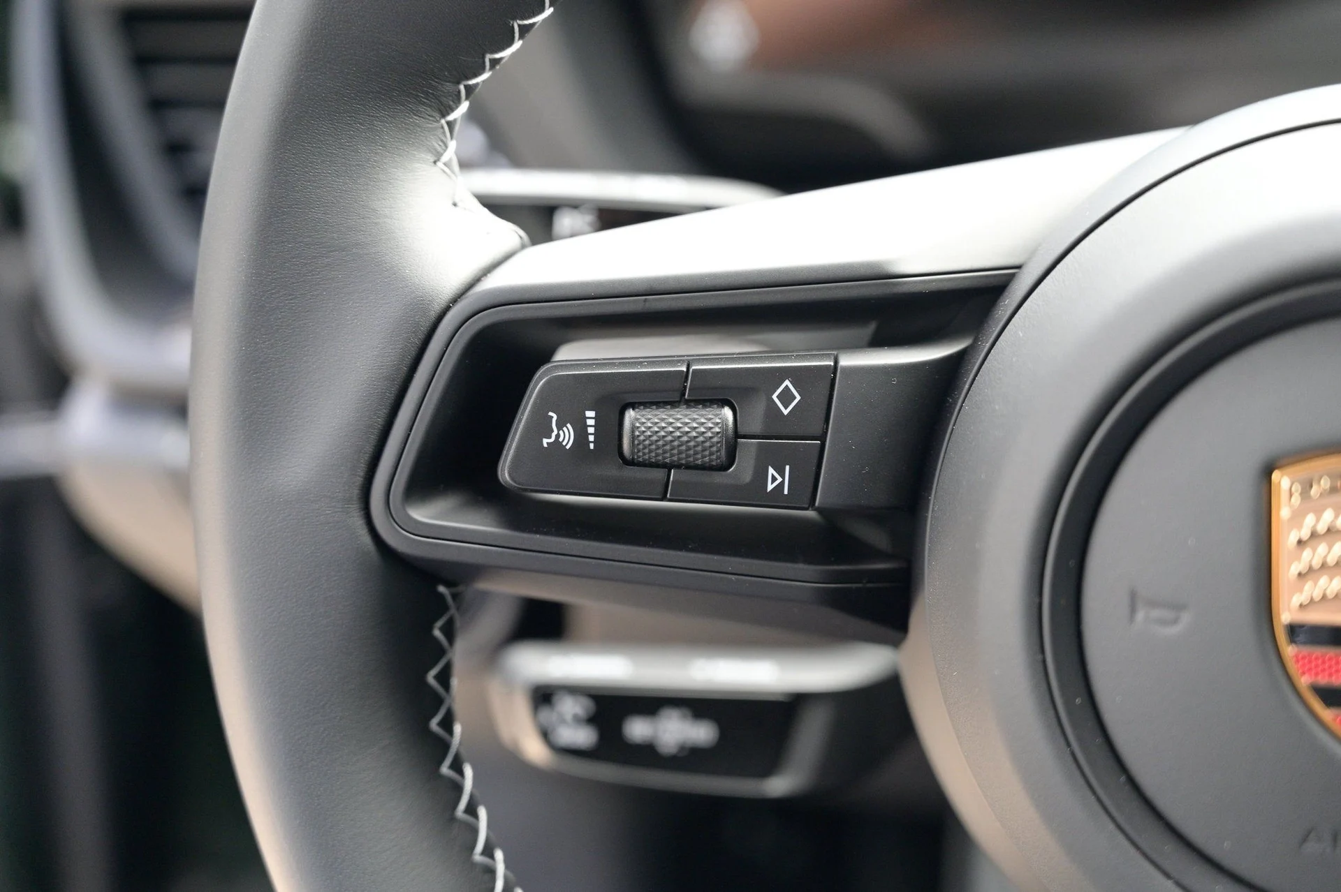 mph024_2841714442_1bc4f2c6cb354849ac10de0b6b53553a_adad42376e