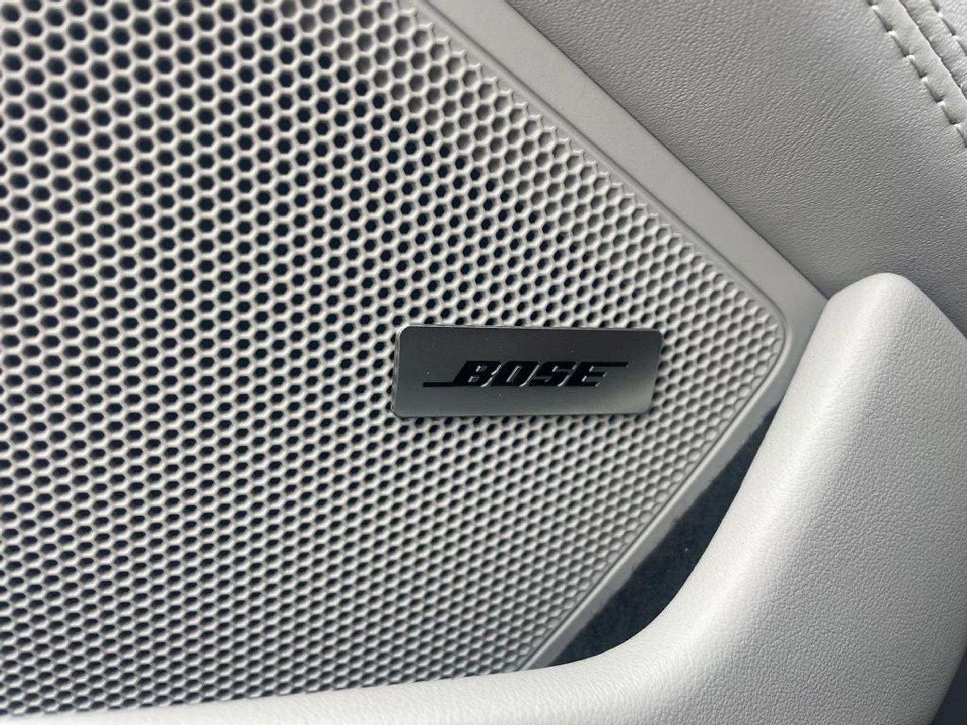 mph024_2843096038_b277c16bf38c7b7a2c46b494684c3000x_dd3824b8d3