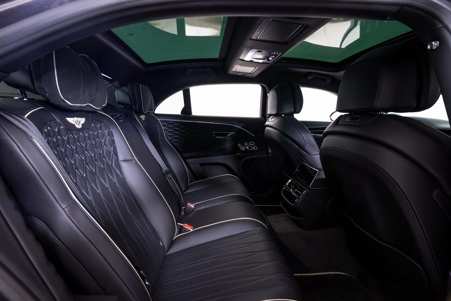 mph024_284522702_add7874e4e8c6103d51b48429a271e1bx_e0e225df9e