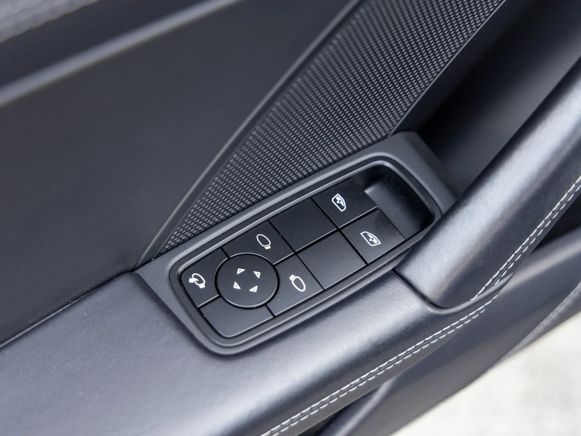 mph024_285377_25_390230d4ef