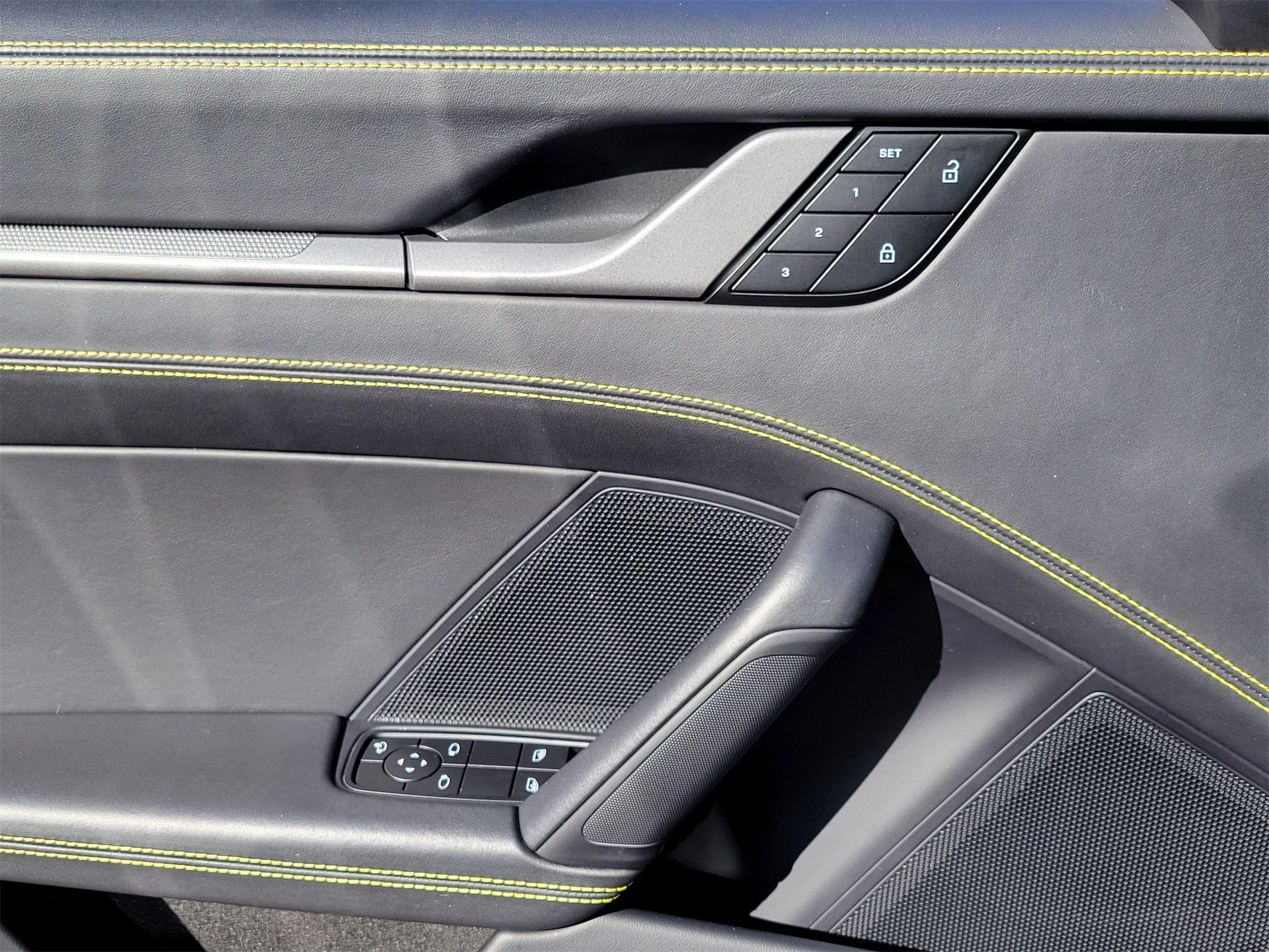 mph024_2854055626_3fd4cb3c468a56122926ec25aac73b46_c81ed5a416