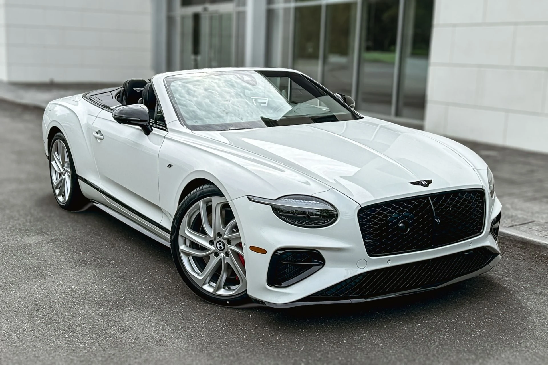mph024_2861639454_New_2026_Bentley_Continental_GT_S_1779967427_6ac9db2f6b