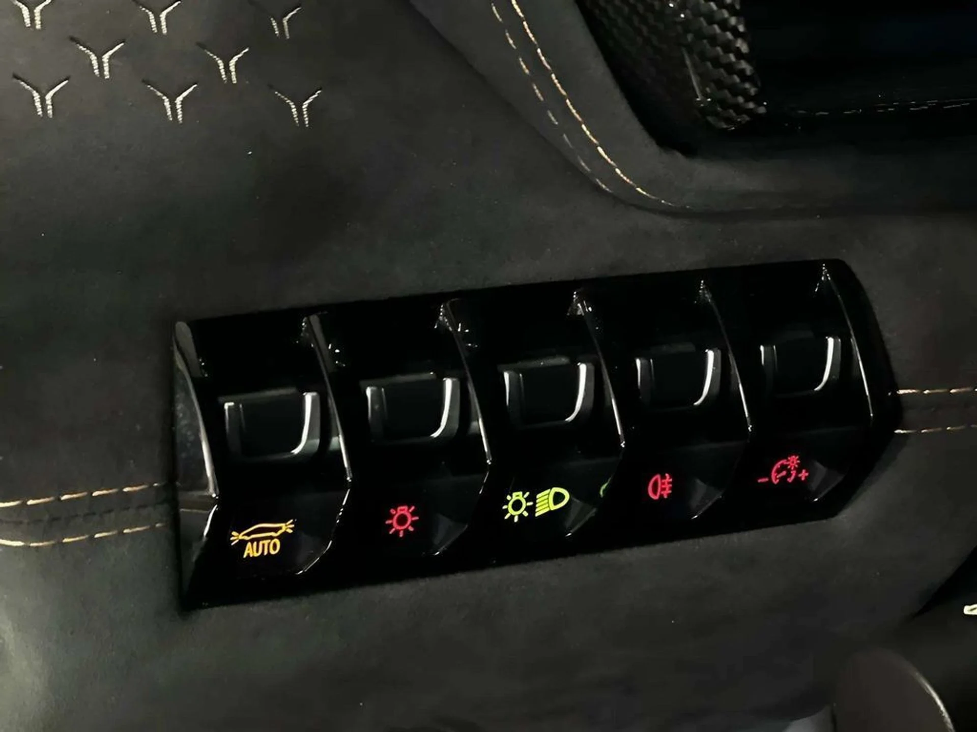 mph024_2862860644_w9otsa6e4xq0wfhiydlo37hbn1uf_92368437d6