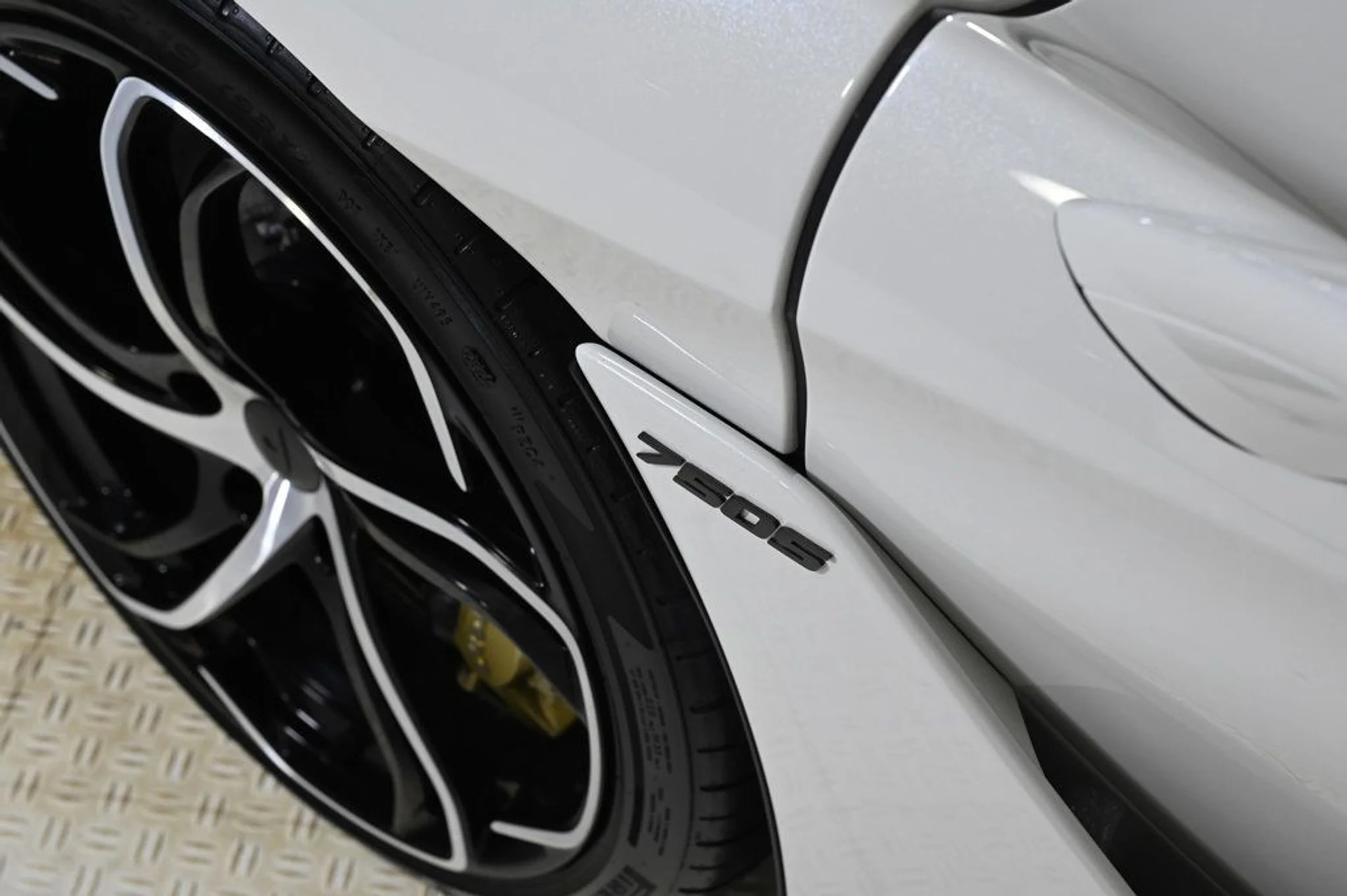 mph024_2863576218_used_2025_mclaren_750s_spider_11350_22950983_24_1024_ae34f7afb0