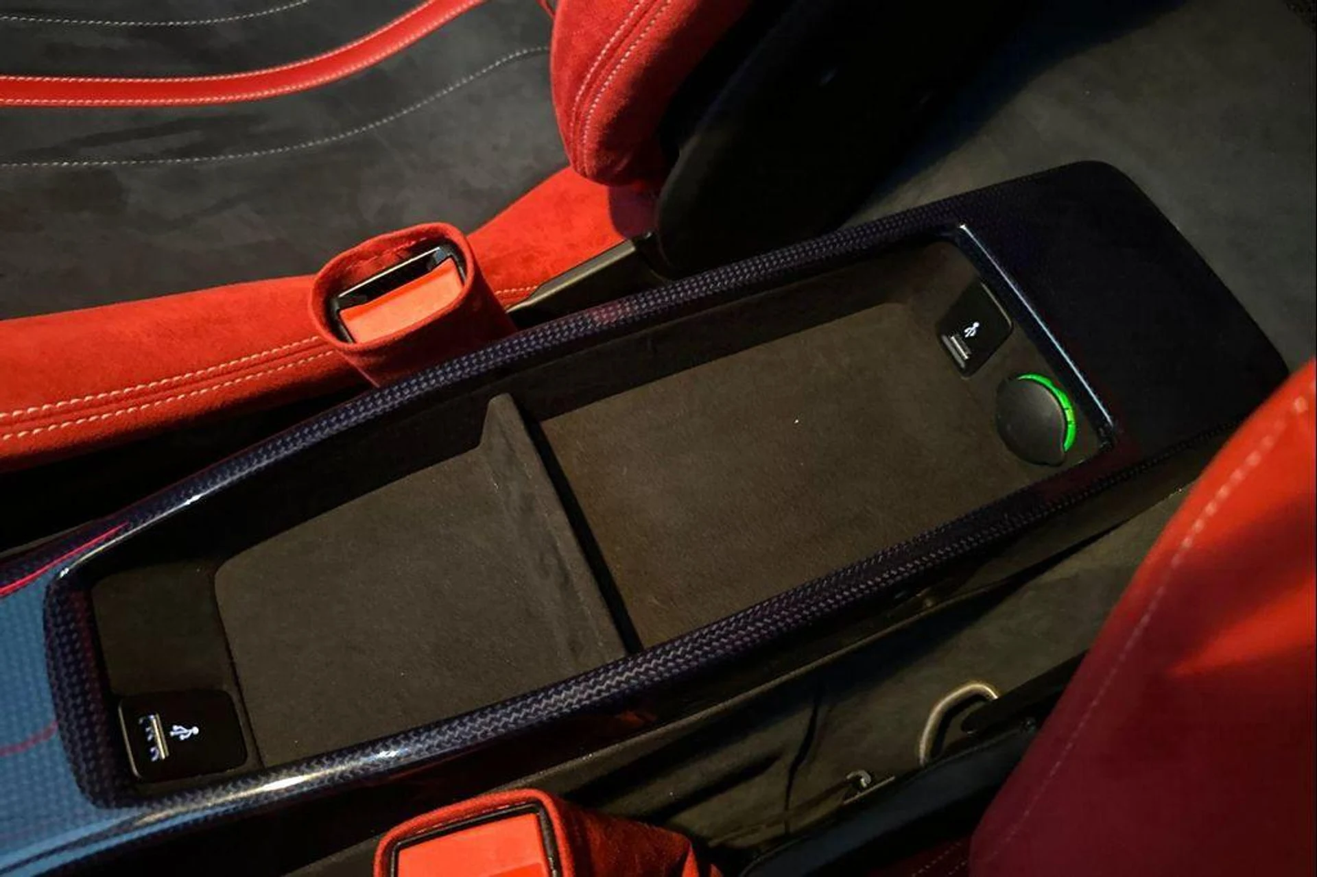 mph024_2868099909_l_LFN_Ke_Rt2sjq5_VE_zrm_Pq_A2h_BE_c95c0c4c1a