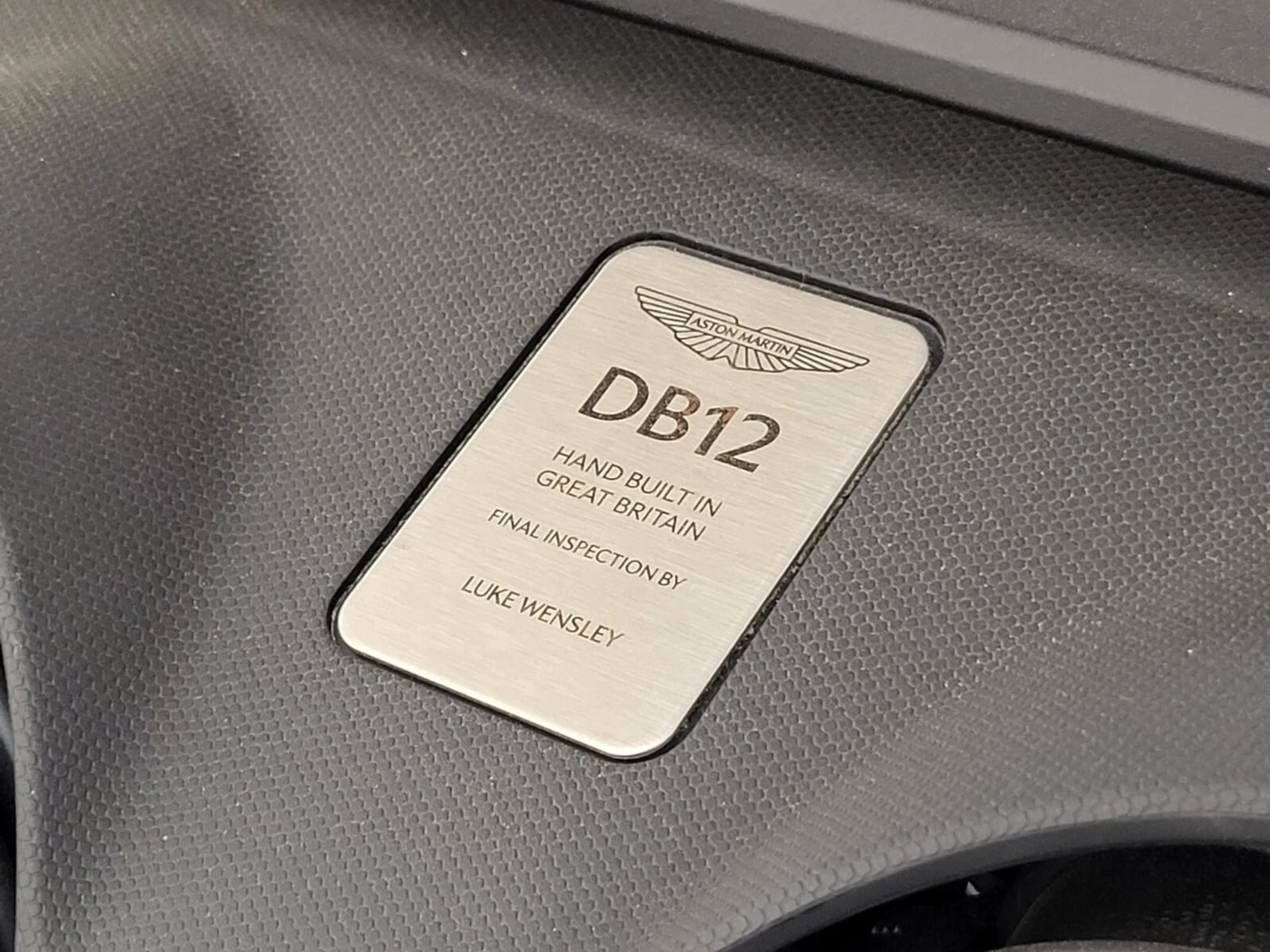 mph024_2870129774_Used_2024_Aston_Martin_DB_12_1734001276_c70ee89ef6
