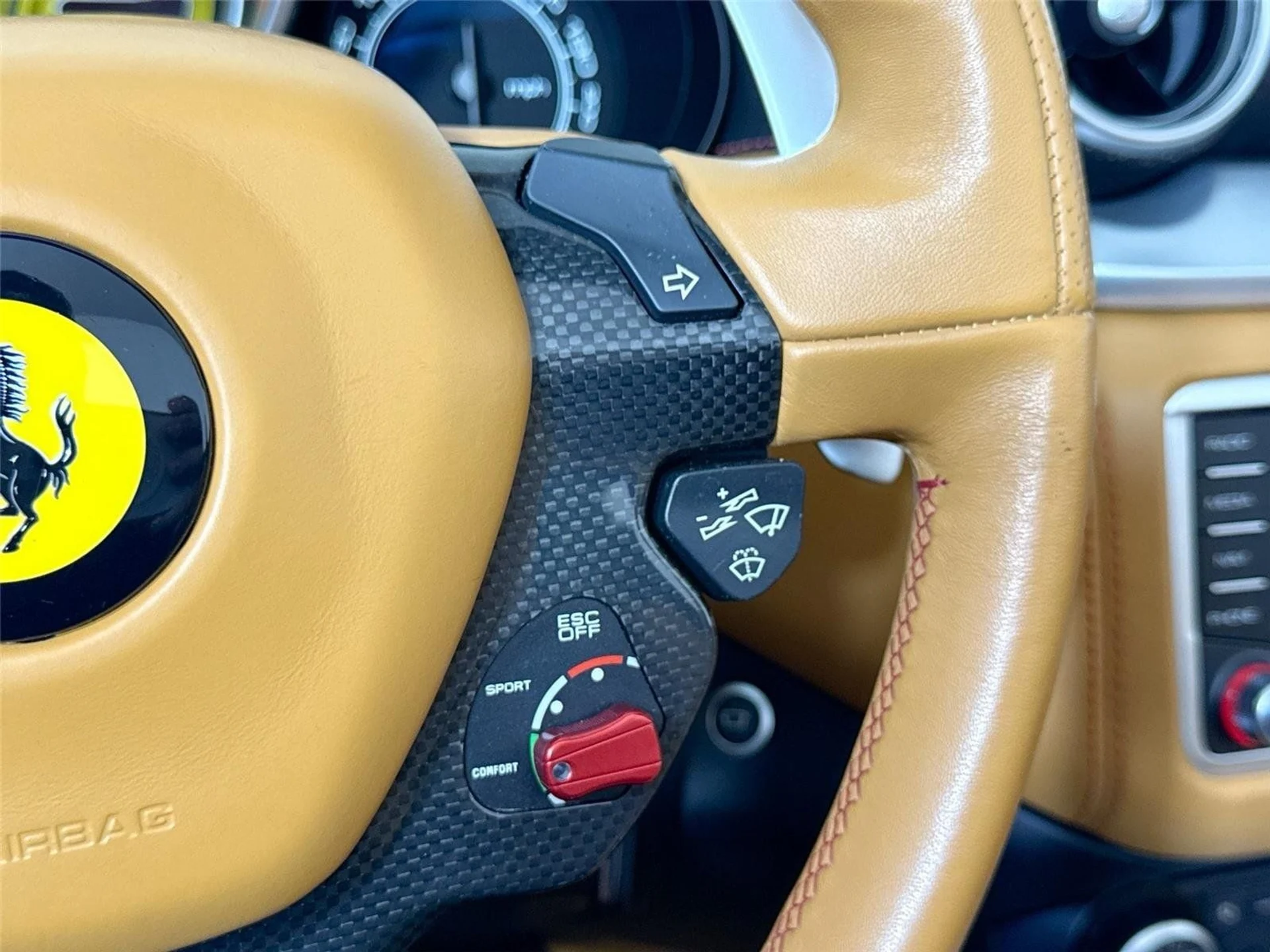 mph024_2878817969_141f54fd8a6510e8c0d2bc78a623344a_c82a947207