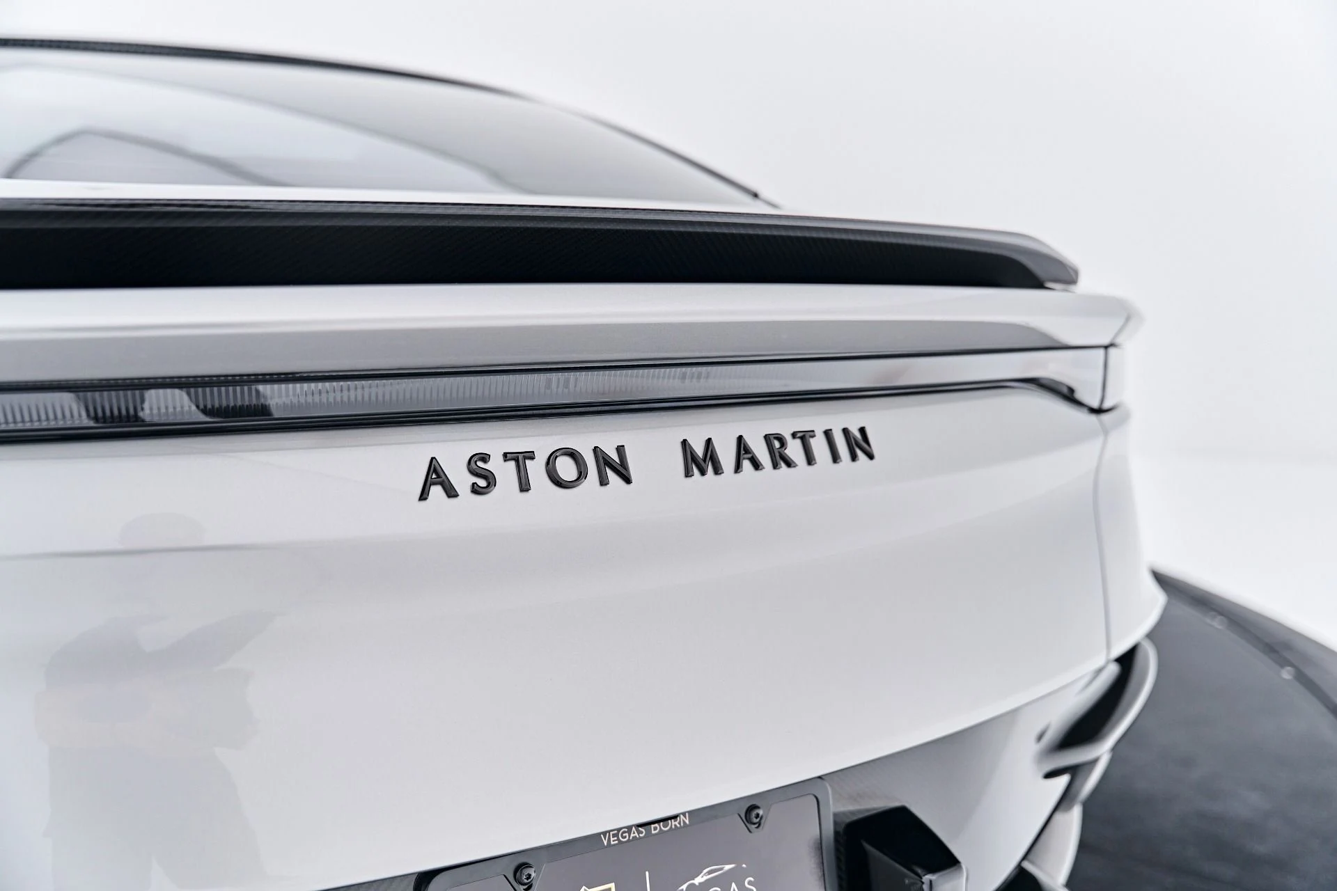 mph024_2881852561_Used_2023_Aston_Martin_DBS_1790369865_f185facc3d