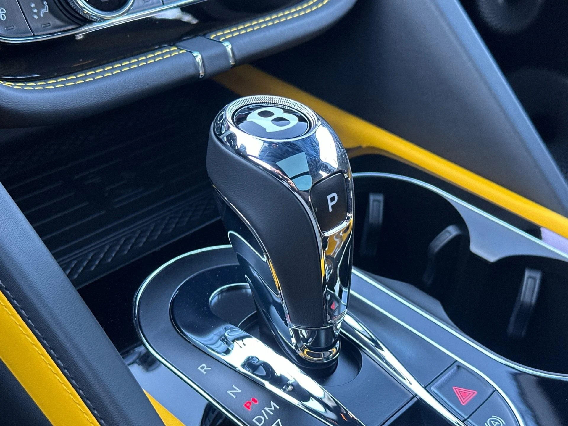 mph024_288870584_New_2025_Bentley_Bentayga_S_Black_Edition_1771602913_d0846185ab