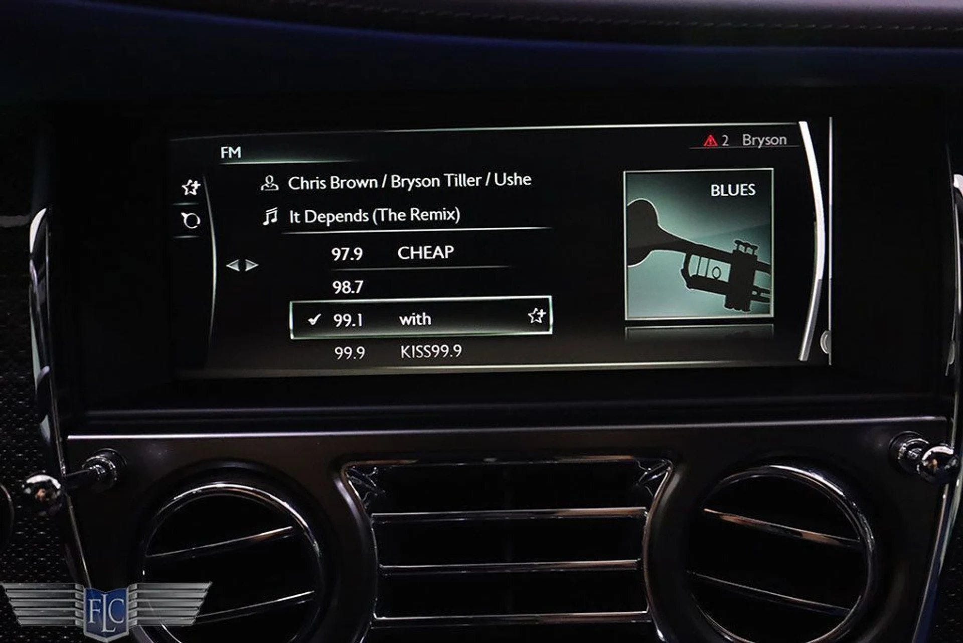 mph024_2892008192_used_2018_rolls_royce_dawn_blackbadgeconvertible_6305_22965393_25_1024_b3581ca55d