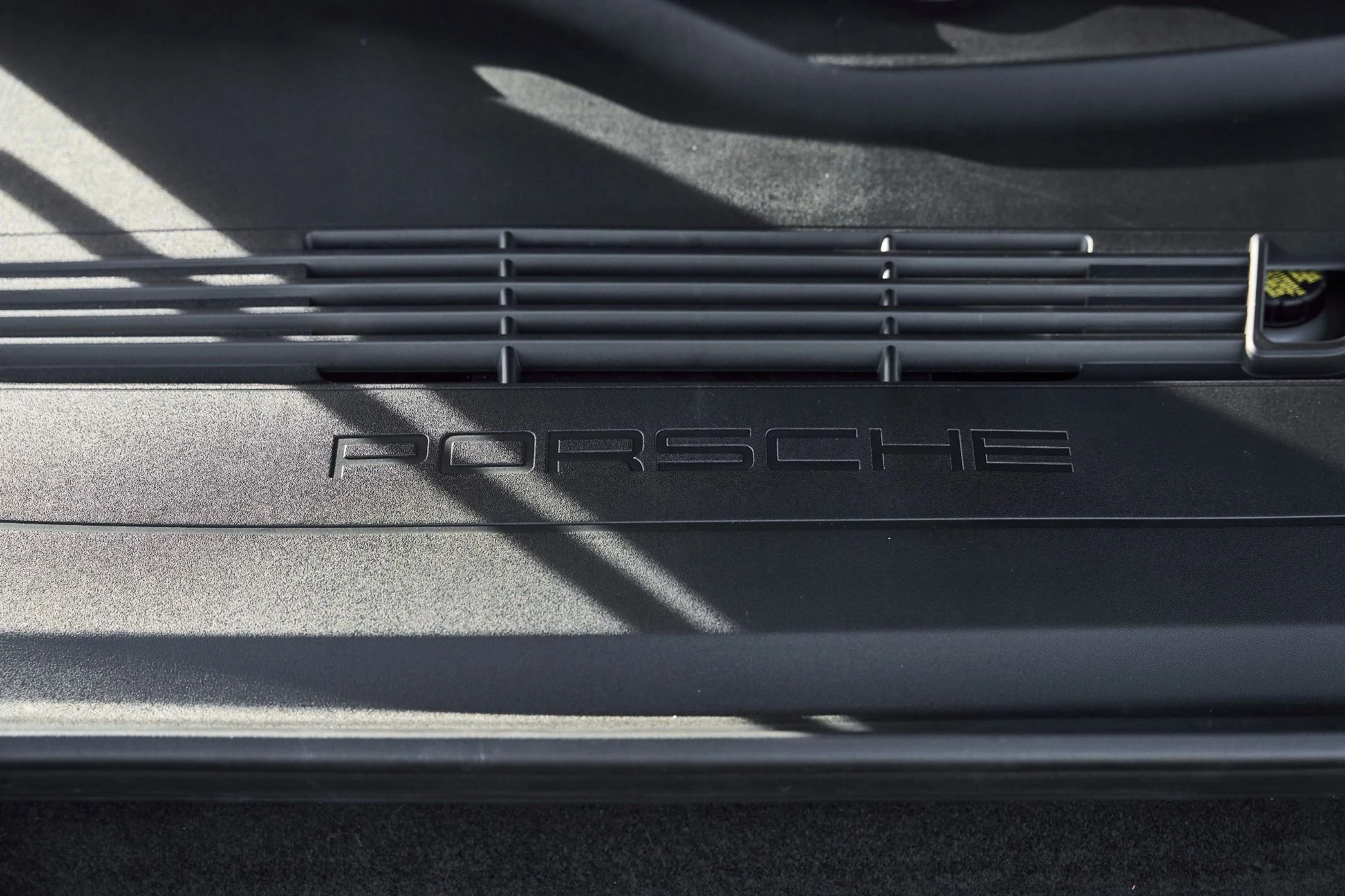 mph024_2892332227_Used_2024_Porsche_718_Cayman_GT_4_RS_1766514167_02b16244d0