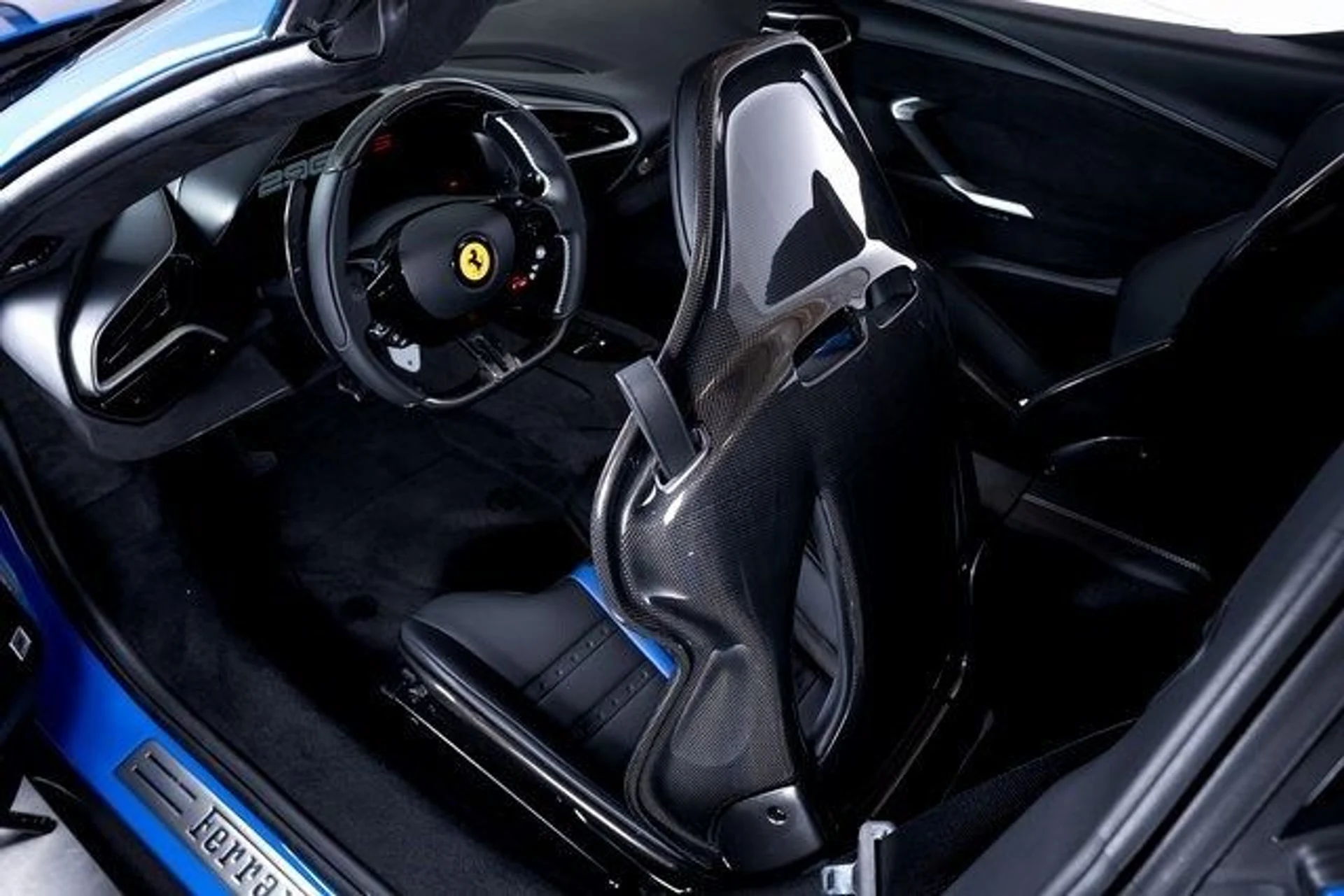 mph024_2899321355_e64b0a1ed17d66052fdda25d268ae7c4x_f956690870